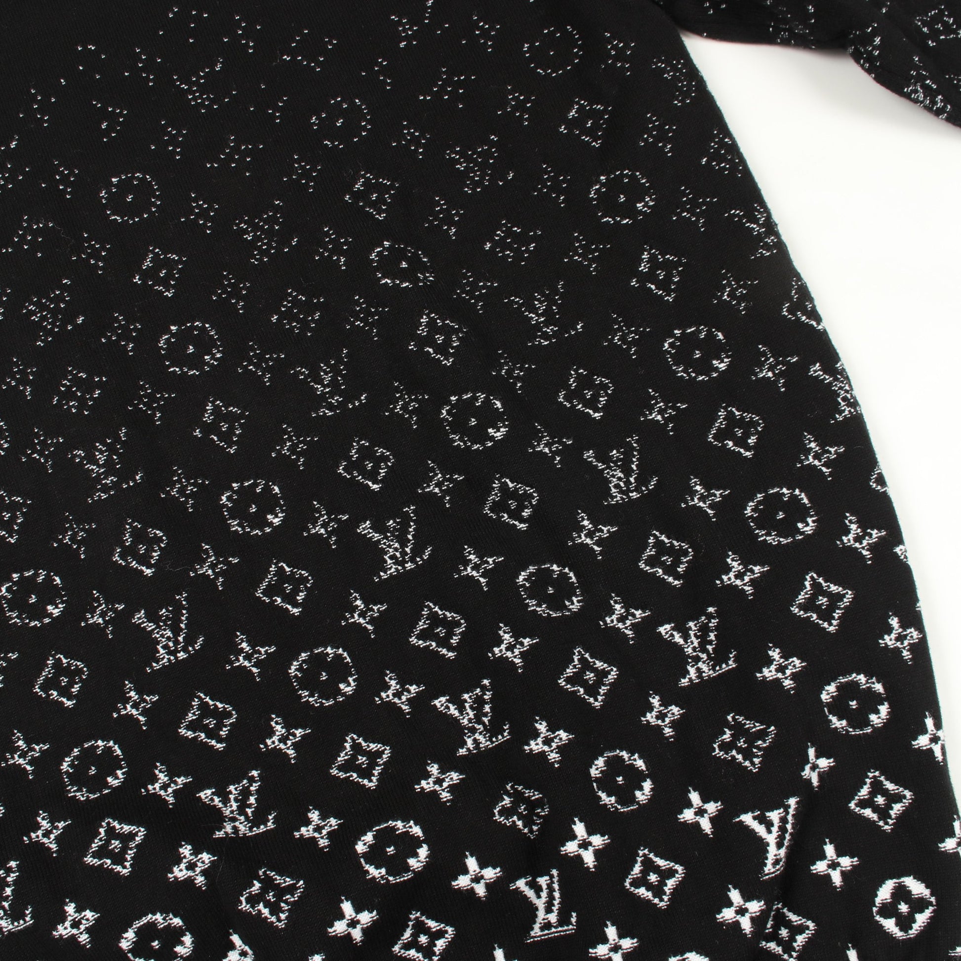 モノグラムグラディエント ニット クルーネック コットン ブラック ホワイト ルイヴィトン トップス LOUIS VUITTON