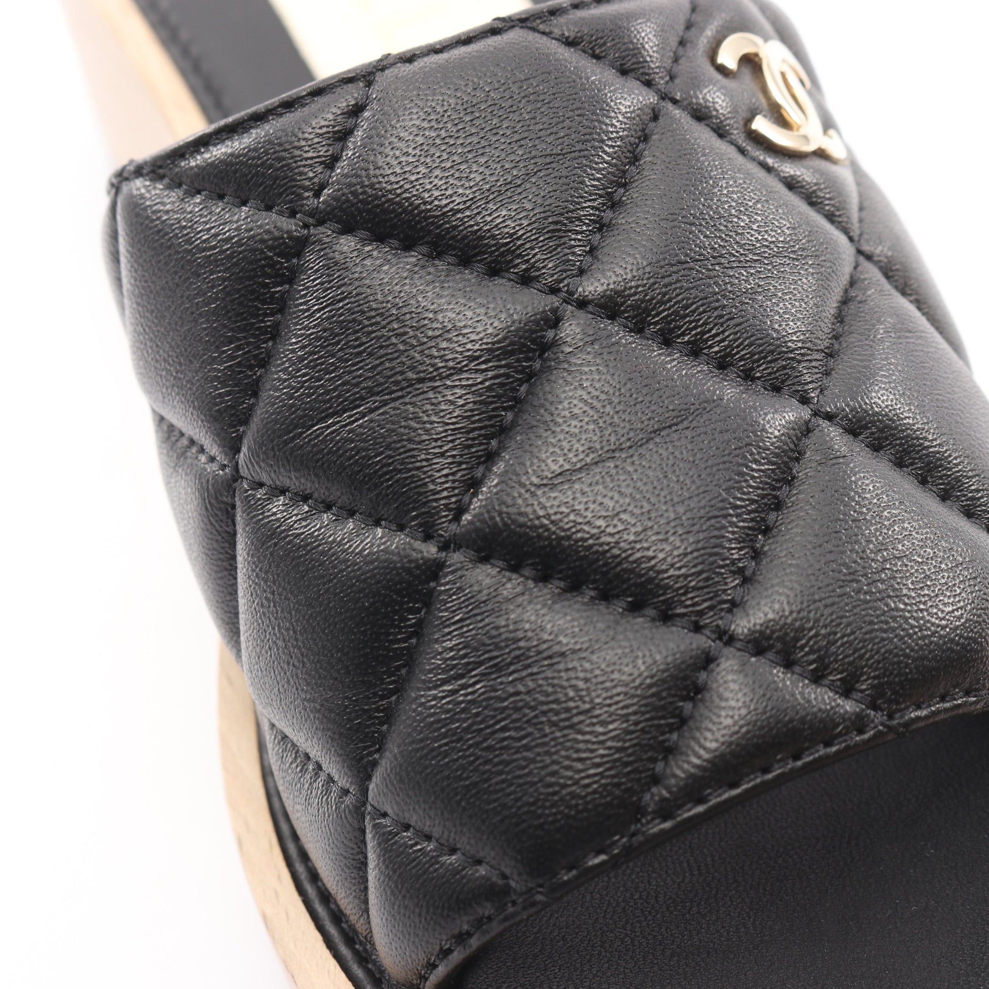 マトラッセ ウッドソール ミュール サンダル レザー ブラック シャネル シューズ CHANEL