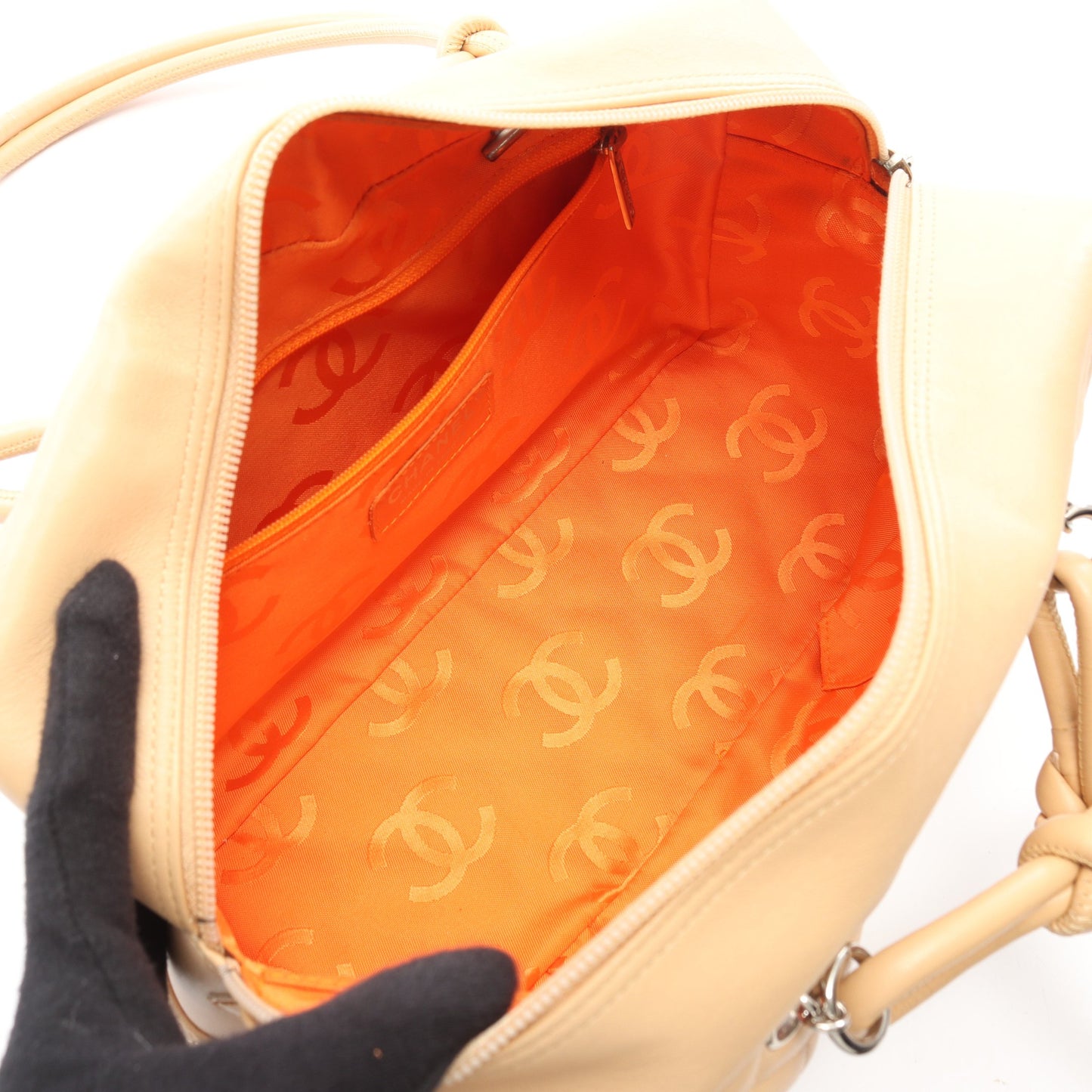 カンボンライン ボーリングバッグ ショルダーバッグ レザー エナメルレザー ベージュ シルバー金具 シャネル バッグ CHANEL