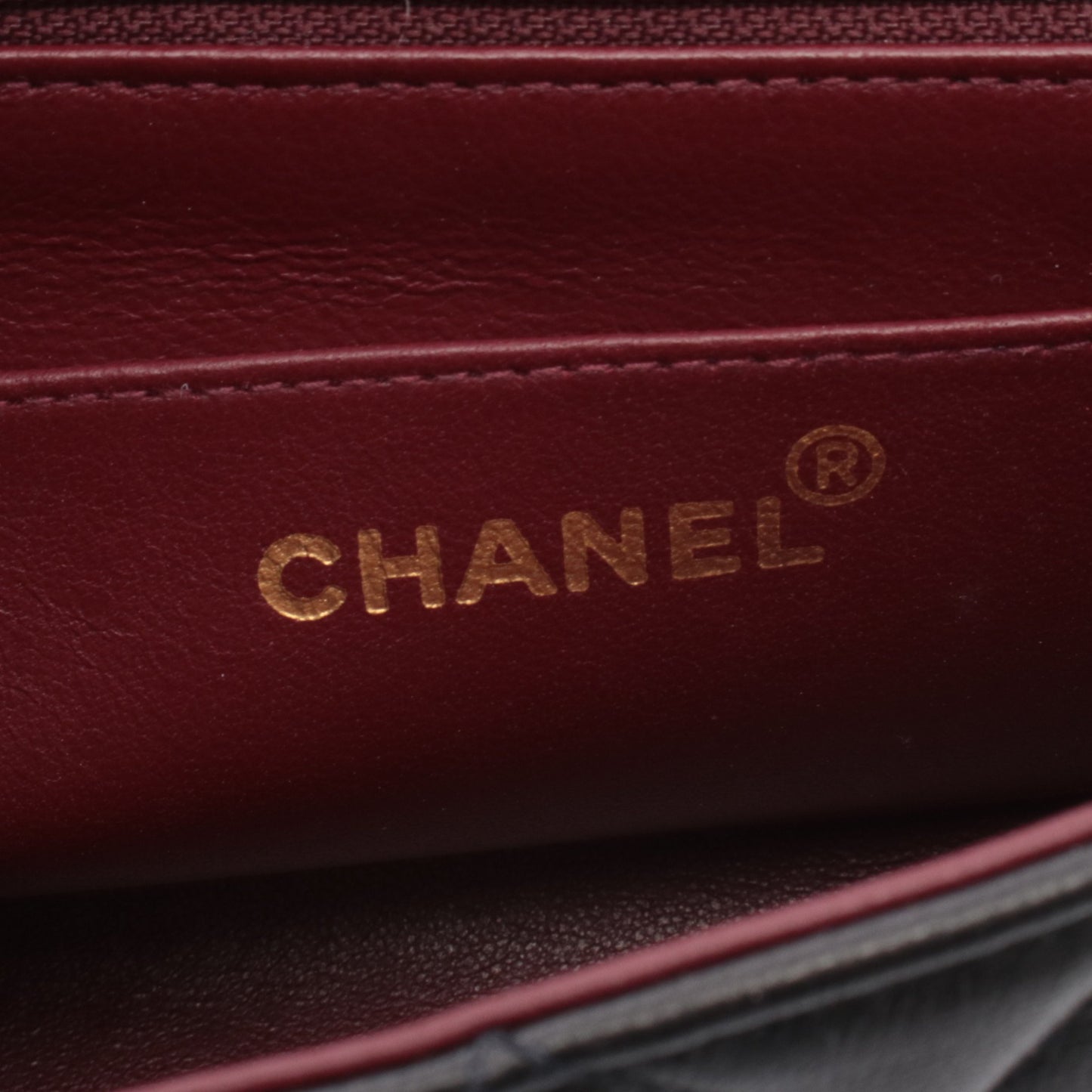 マトラッセ ダイアナフラップ チェーンショルダーバッグ ラムスキン ブラック ゴールド金具 シャネル バッグ CHANEL