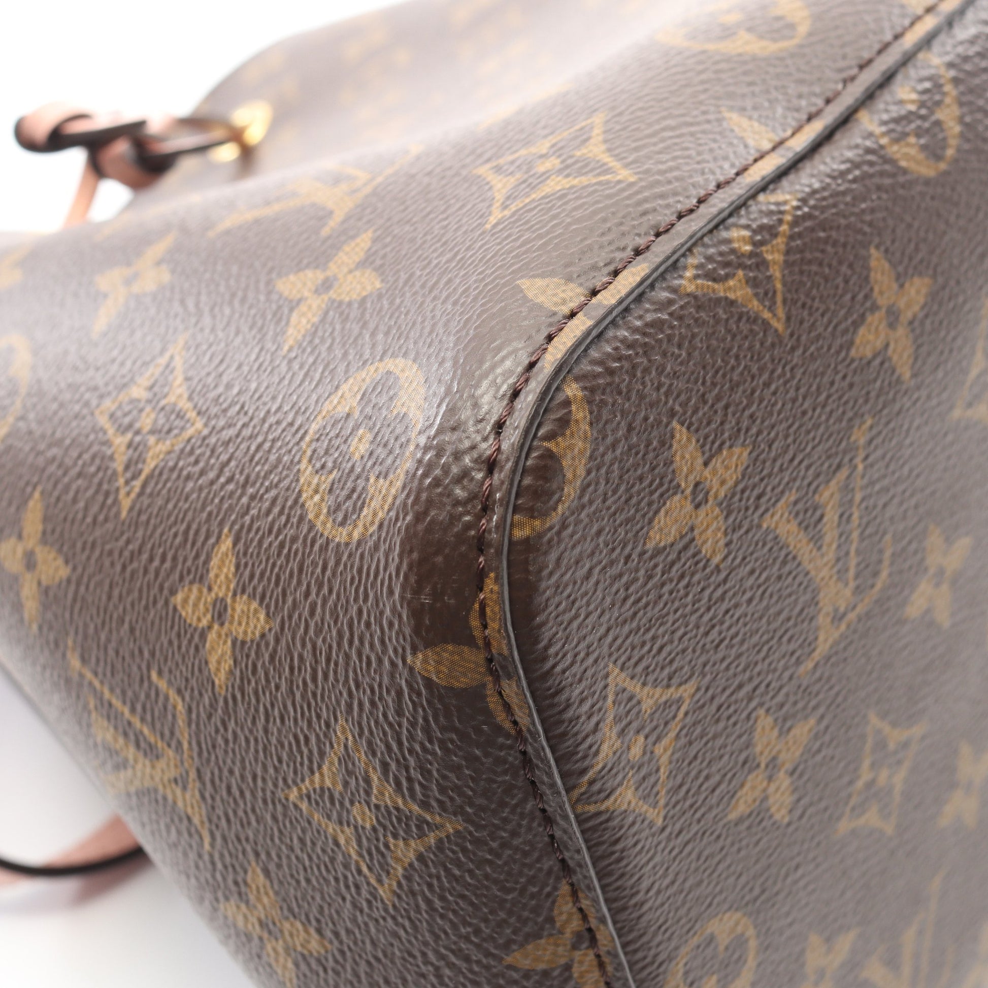 ネオノエ モノグラム ローズプードル ショルダーバッグ PVC レザー ブラウン ライトピンク ルイヴィトン バッグ LOUIS VUITTON