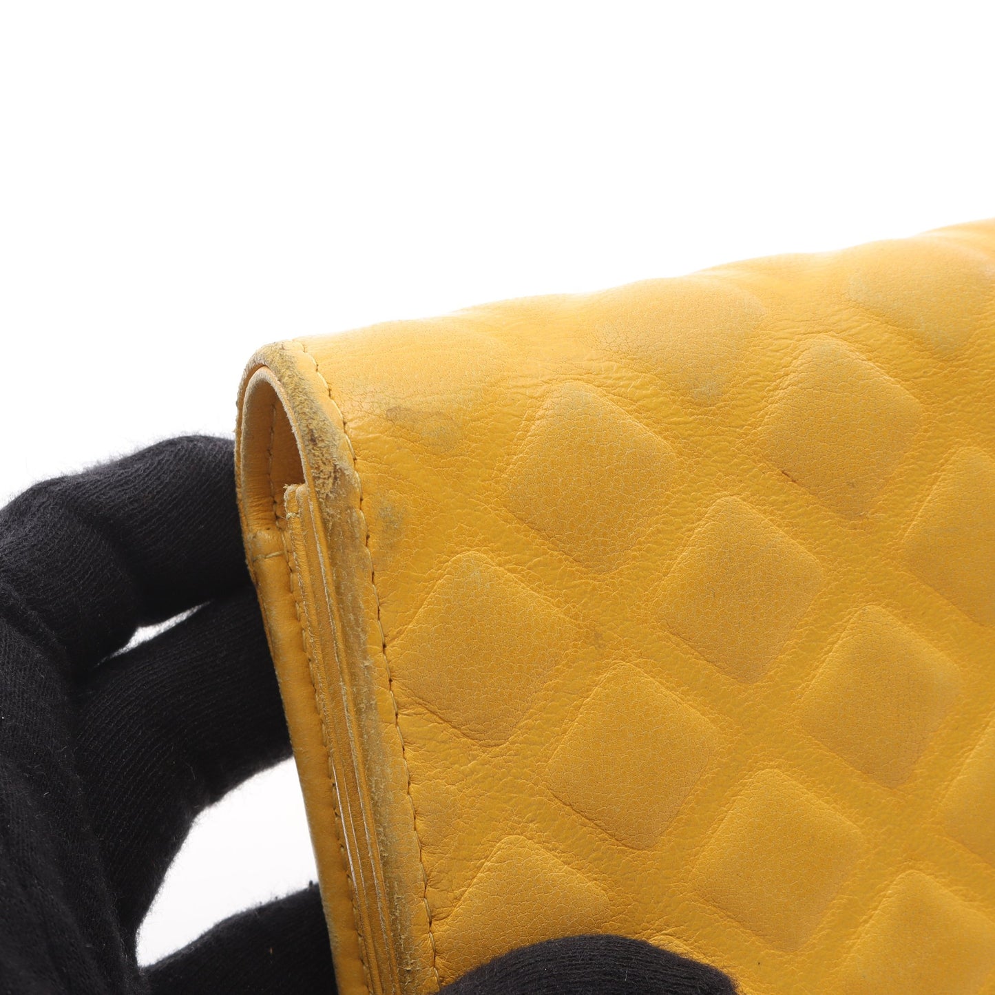 マトラッセ 二つ折り長財布 レザー イエロー シルバー金具 シャネル 財布・小物 CHANEL