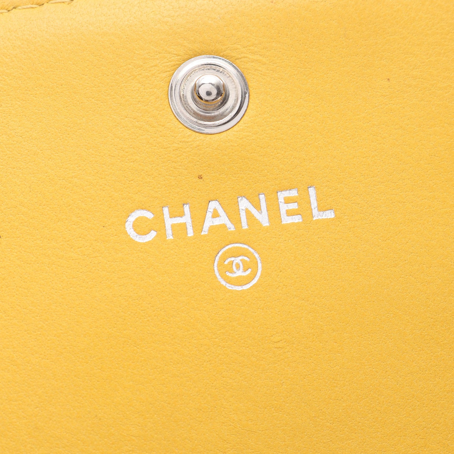 マトラッセ 二つ折り長財布 レザー イエロー シルバー金具 シャネル 財布・小物 CHANEL