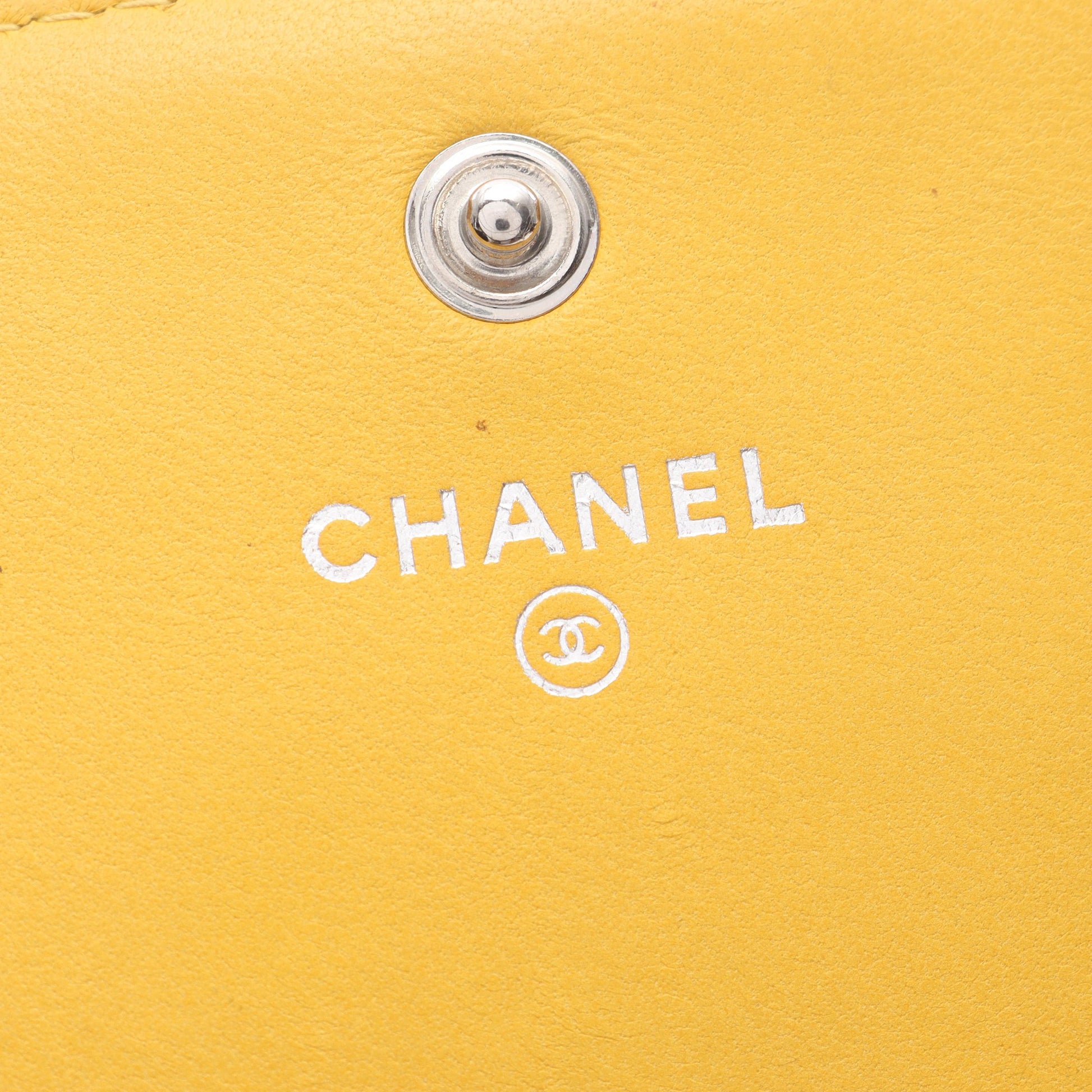 マトラッセ 二つ折り長財布 レザー イエロー シルバー金具 シャネル 財布・小物 CHANEL
