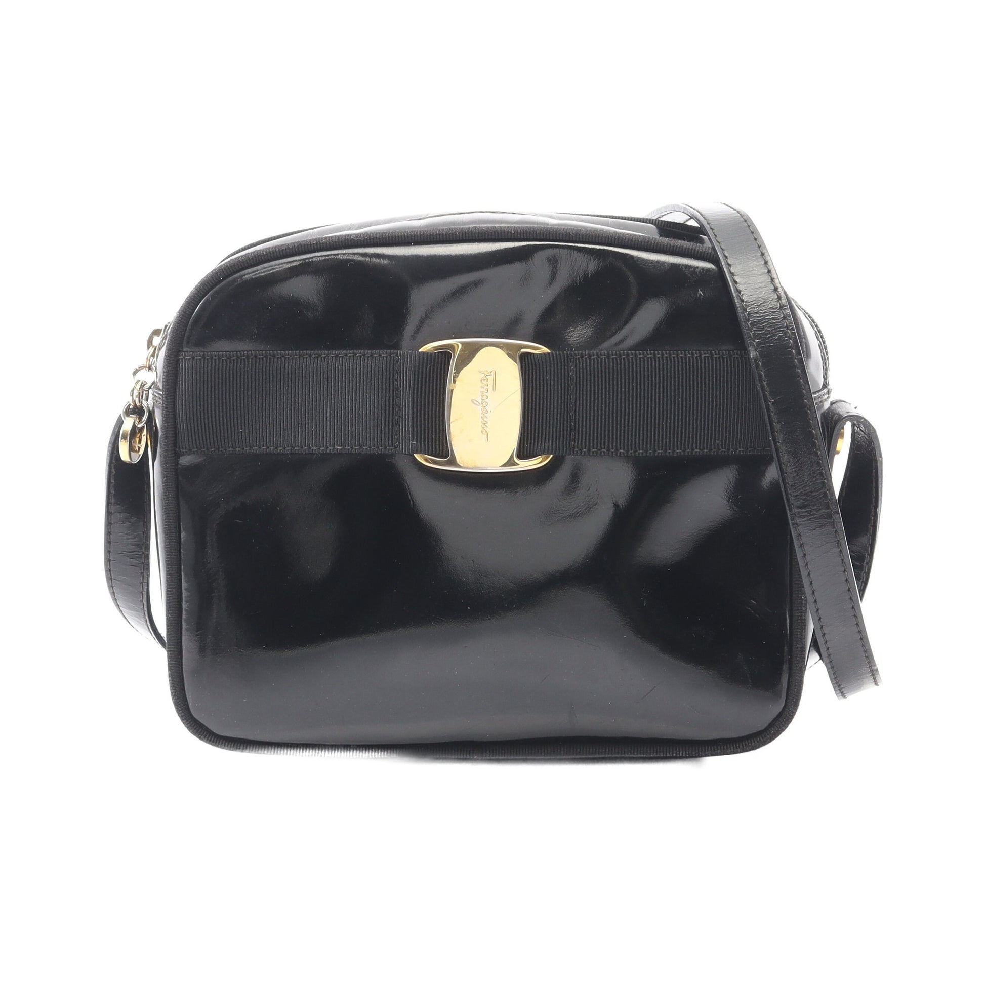 ヴァラリボン ショルダーバッグ エナメルレザー ブラック サルヴァトーレフェラガモ バッグ Salvatore Ferragamo