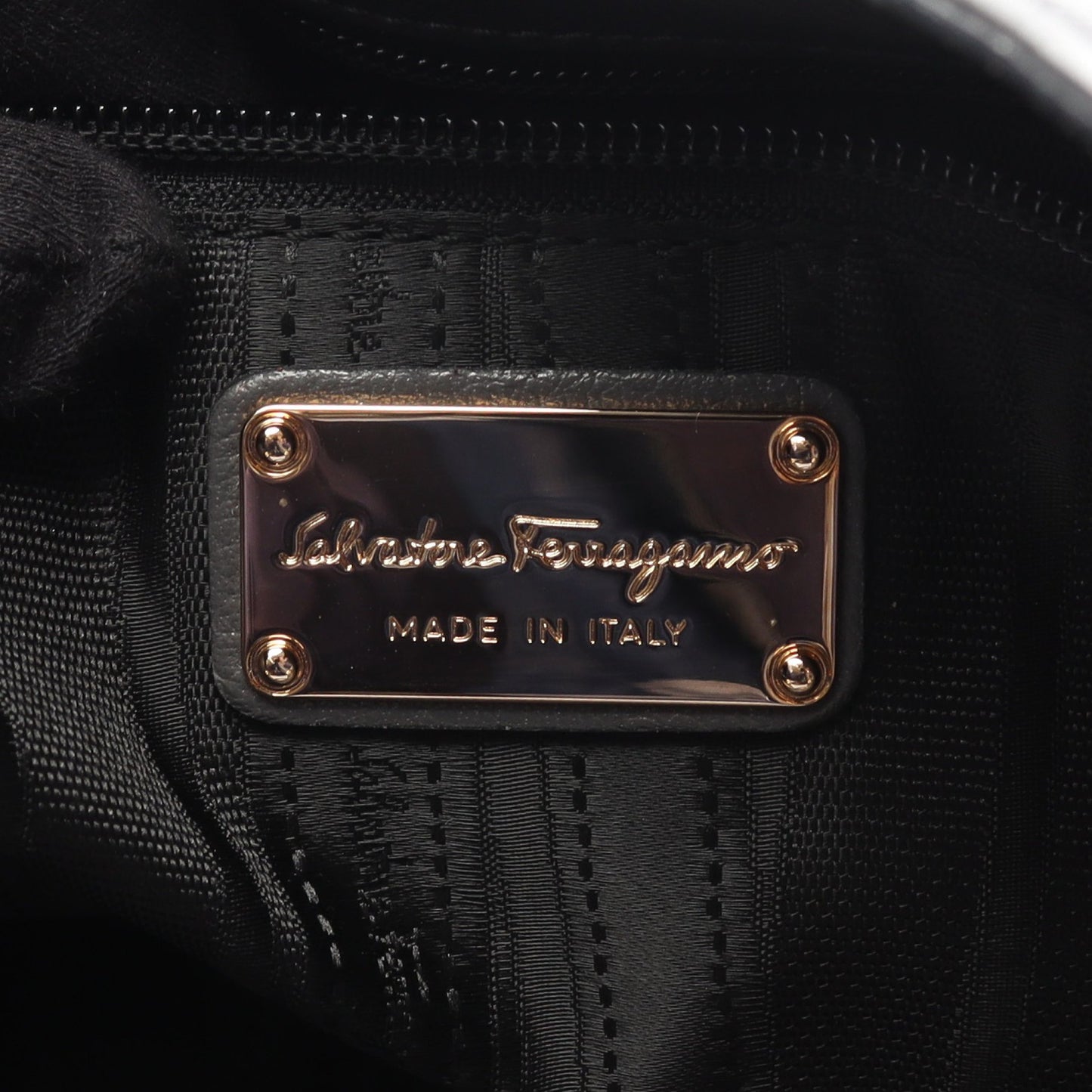 ダブルガンチーニ チェーンハンドバッグ チェーントートバッグ レザー グレー サルヴァトーレフェラガモ バッグ Salvatore Ferragamo