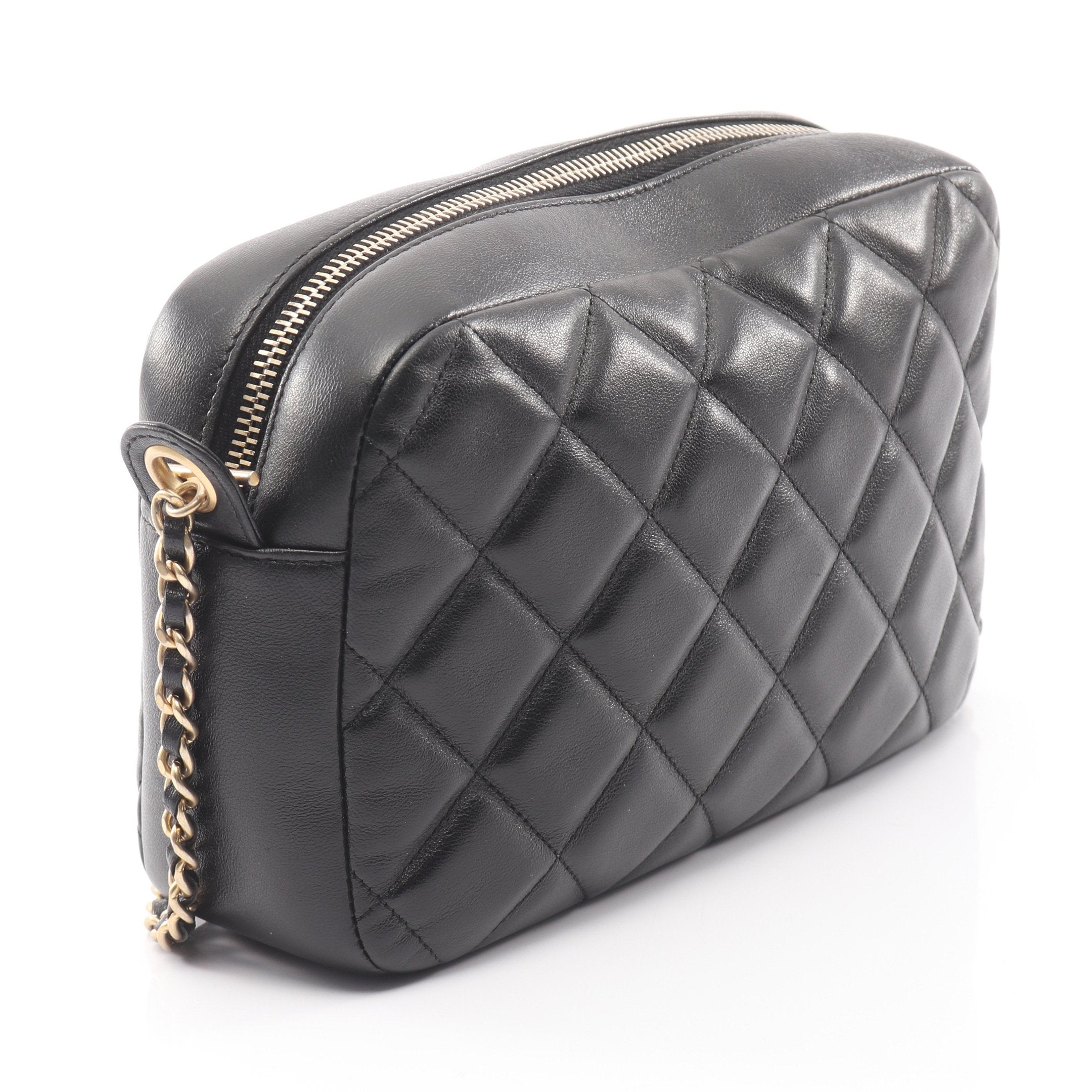 ４４万円（新品時の参考価格）シャネルラムスキン　デカココバッグ CHANEL シャネル マトラッセ デカココマーク ラムスキン – The BOUTIQUE