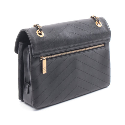 シェブロン Vステッチ チェーンショルダーバッグ レザー ブラック ゴールド金具 シャネル バッグ CHANEL