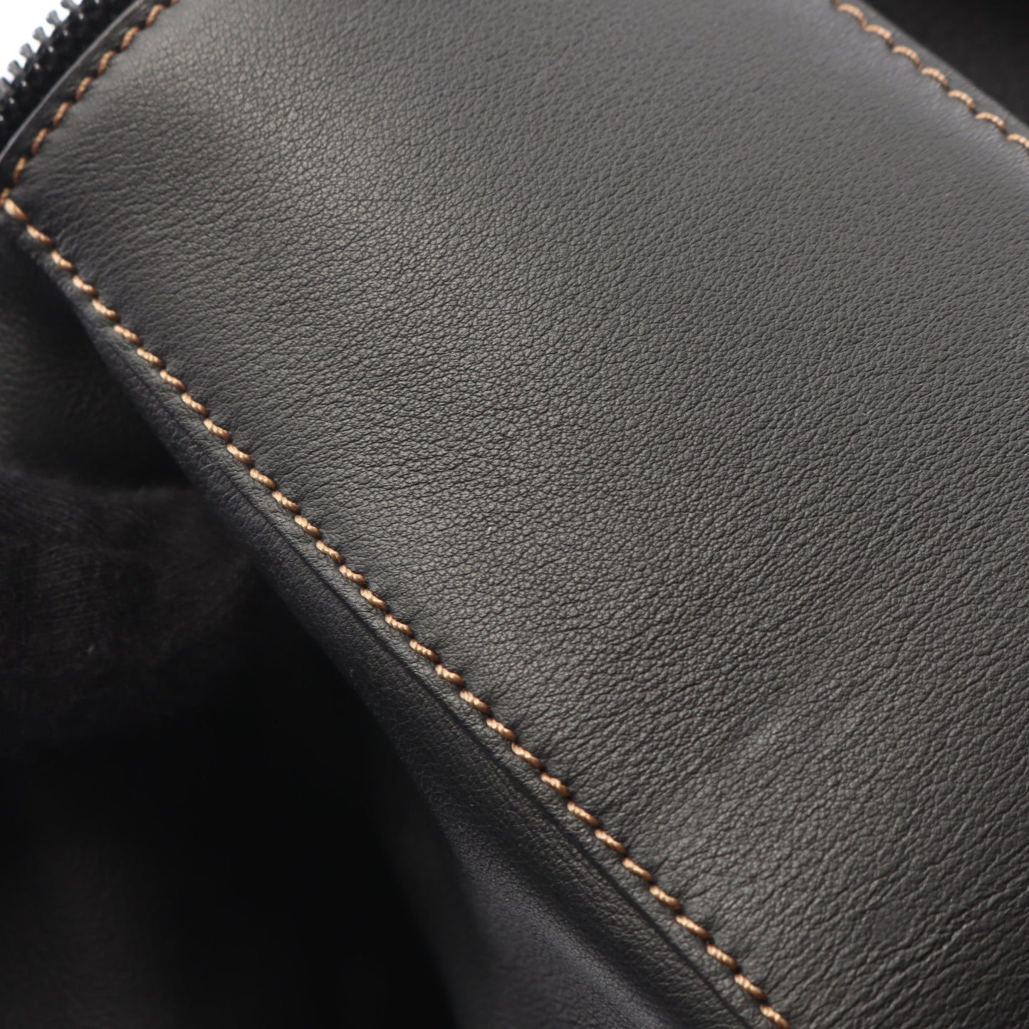 アントン ショルダーバッグ レザー ブラック ロエベ バッグ LOEWE