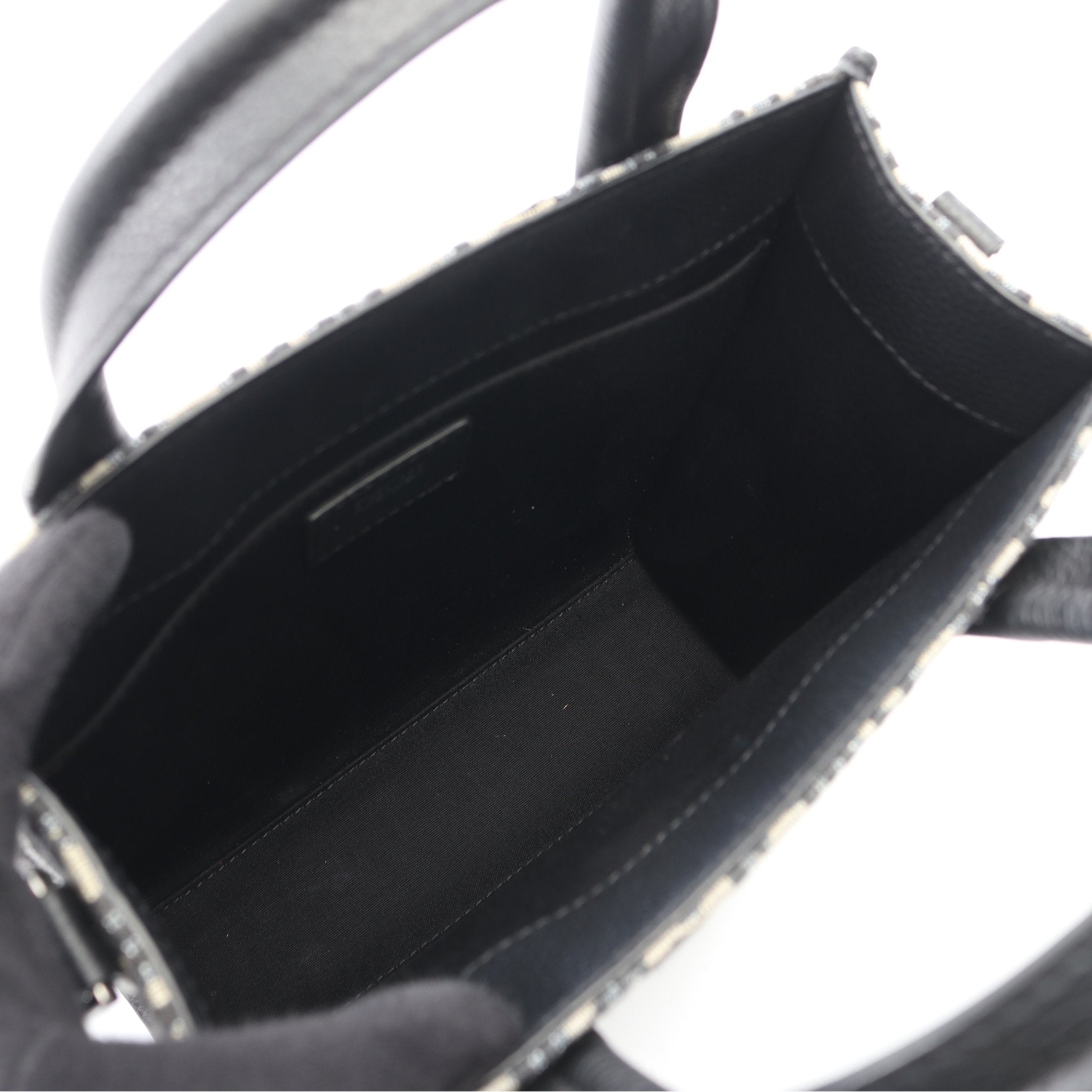 新品未使用　ディオール　ノート　バンド付き ディオール ノートブック バンドつき バタフライ 箱なし DIOR | ノート