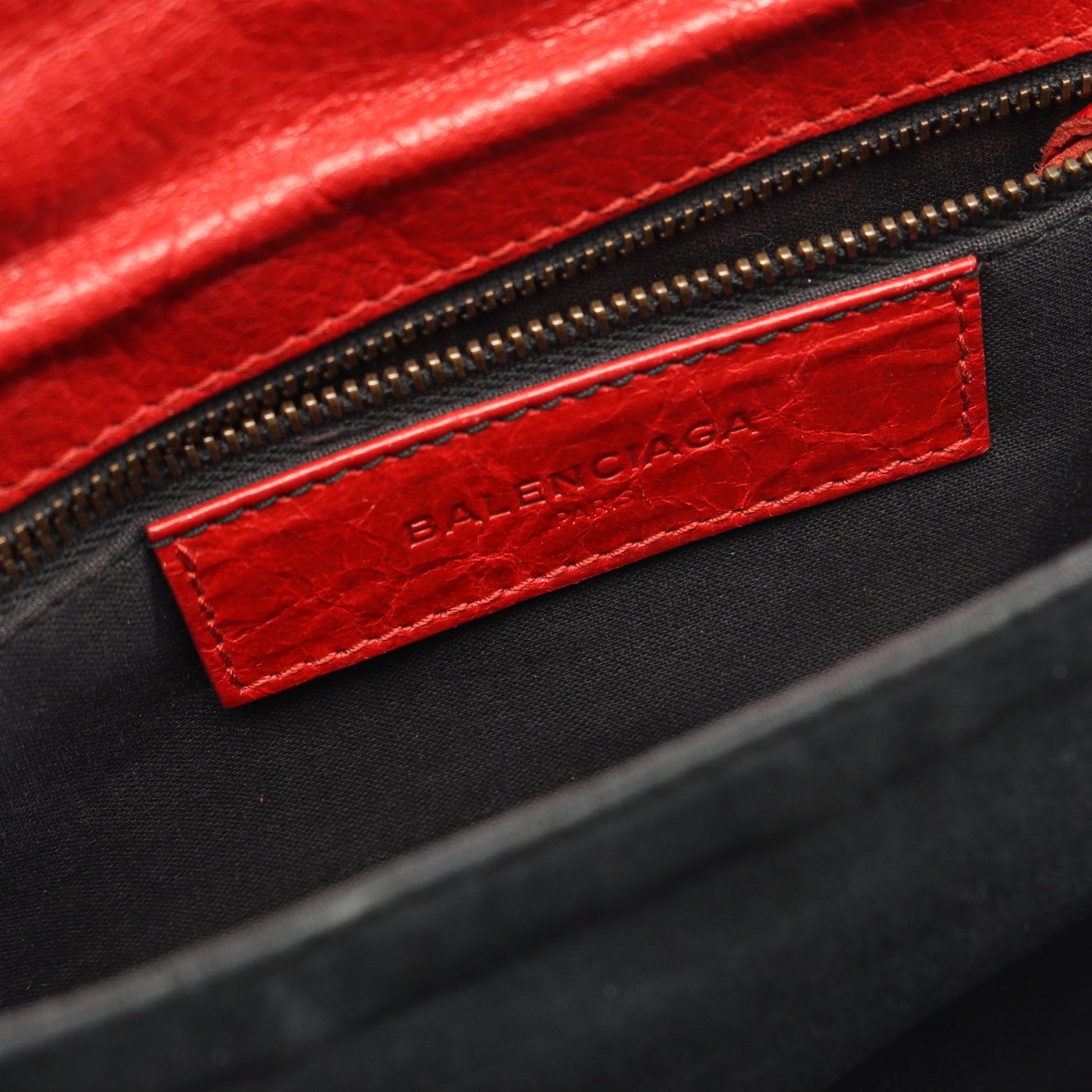 クラシック エンベロープ ショルダーバッグ レザー レッド バレンシアガ バッグ BALENCIAGA
