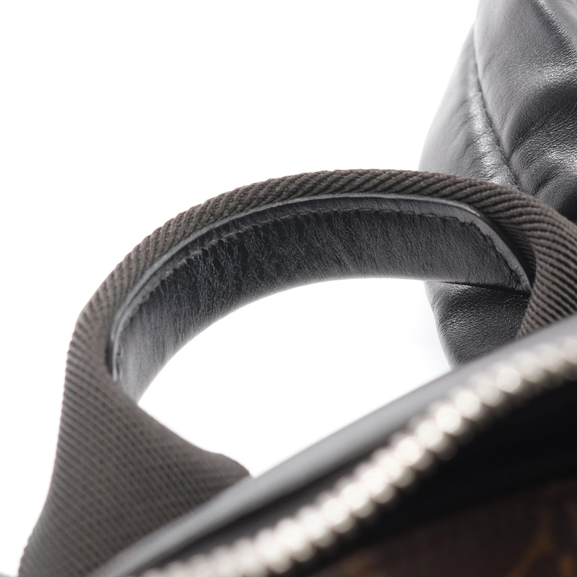 ジョッシュ NV モノグラムマカサー バックパック リュックサック PVC レザー ブラウン ブラック ルイヴィトン バッグ LOUIS VUITTON