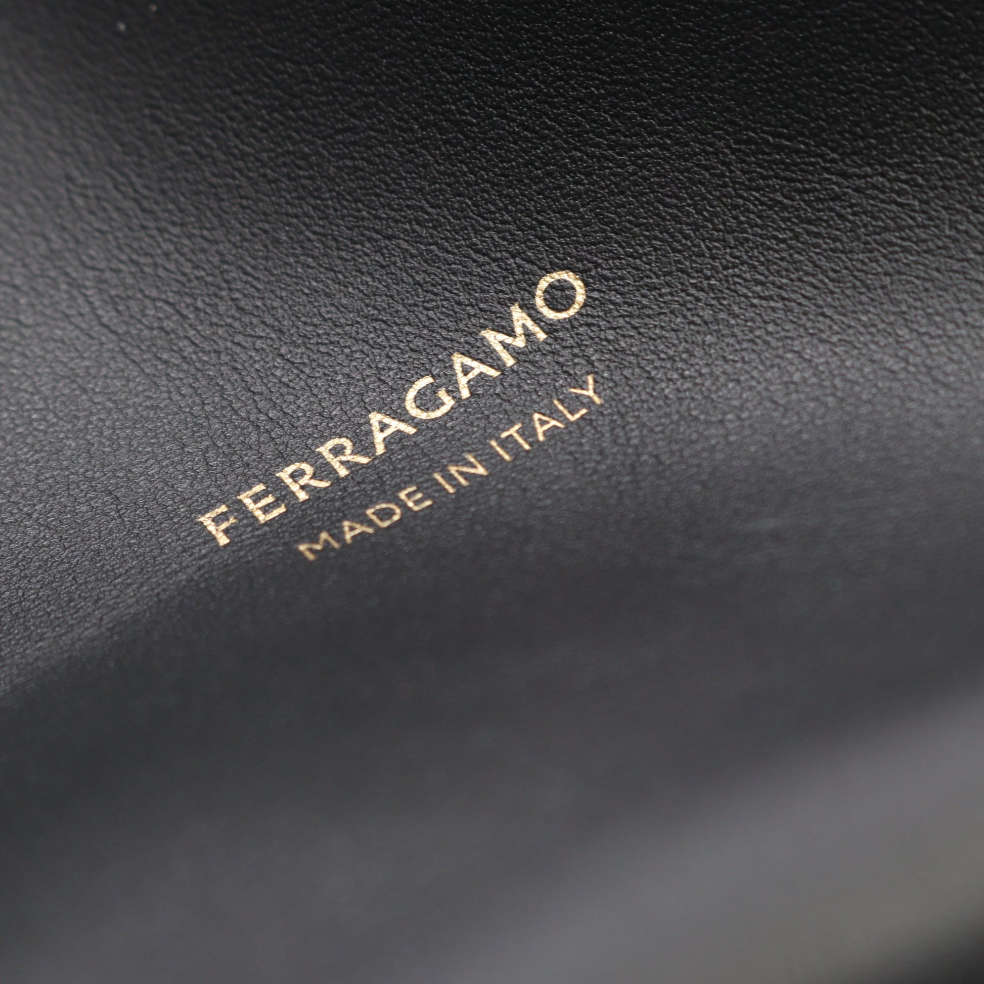 ホーボーバッグ ショルダーバッグ トートバッグ レザー ブラック サルヴァトーレフェラガモ バッグ Salvatore Ferragamo