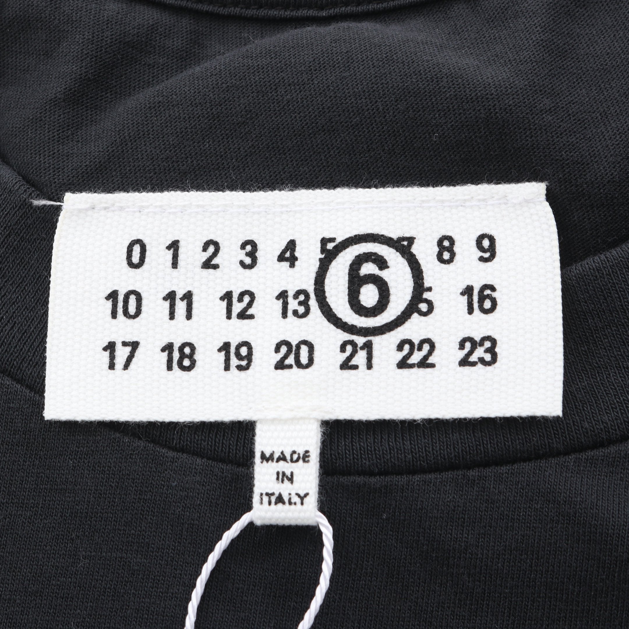 テープドラベル ナンバリングロゴ 半袖Tシャツ コットン ブラック