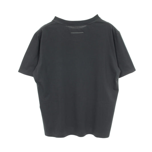 テープドラベル ナンバリングロゴ 半袖Tシャツ コットン ブラック エムエムシックスメゾンマルジェラ トップス MM6 MAISON MARGIELA