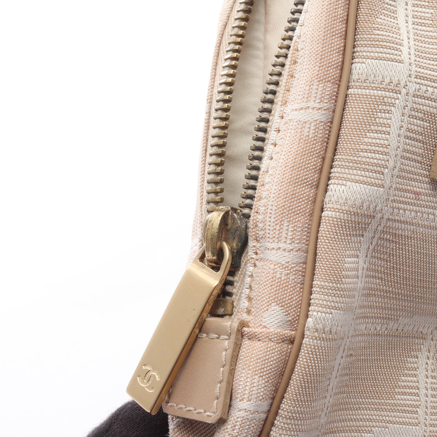 ニュートラベルライン ショルダーバッグ ナイロンキャンバス レザー ベージュ シルバー金具 シャネル バッグ CHANEL