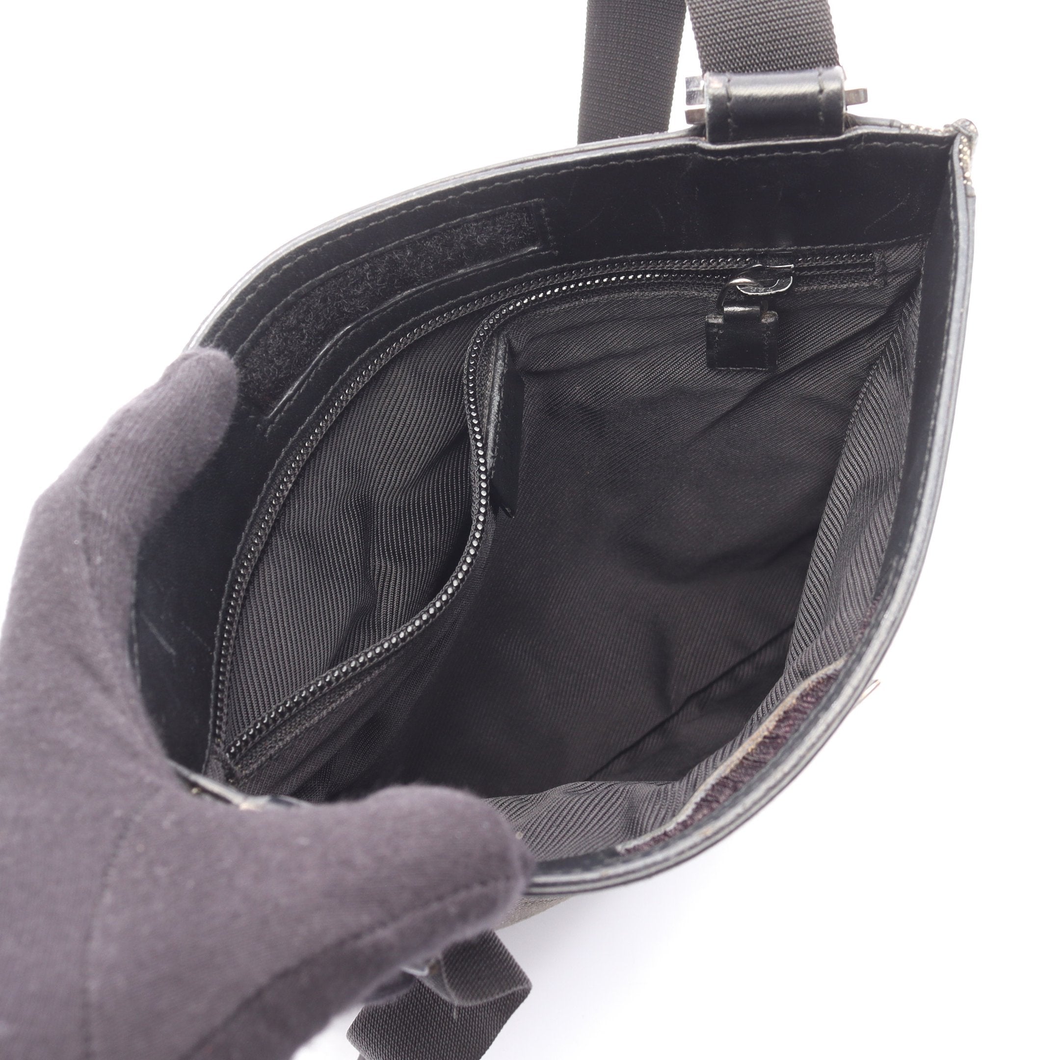 GGデニム ショルダーバッグ デニム レザー ブラック グッチ – RECLO