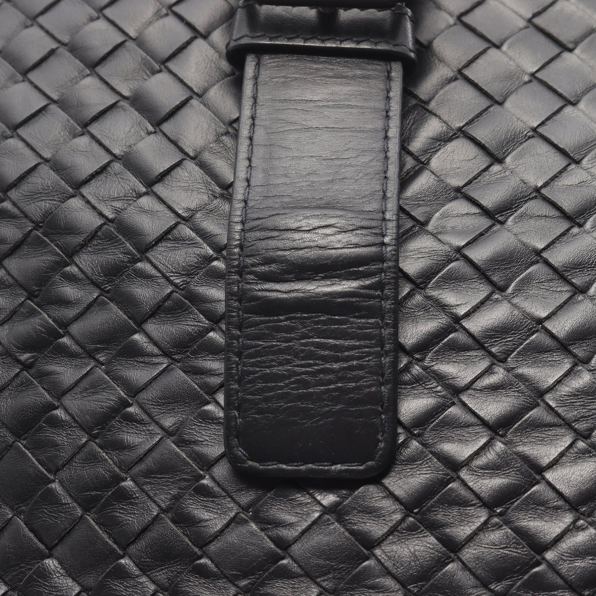 イントレチャート ハンドバッグ トートバッグ レザー ブラック ボッテガヴェネタ バッグ BOTTEGA VENETA