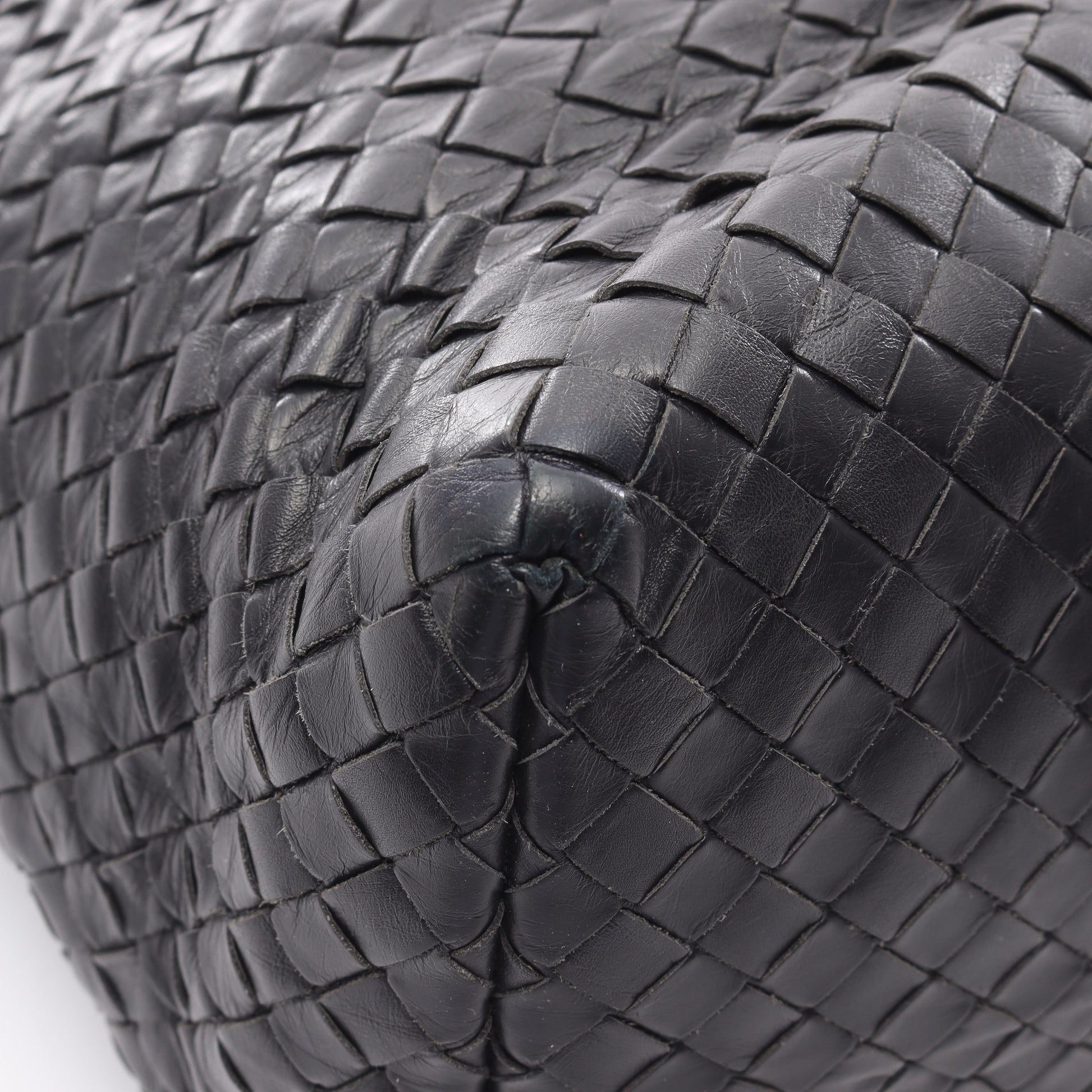 イントレチャート ハンドバッグ トートバッグ レザー ブラック ボッテガヴェネタ バッグ BOTTEGA VENETA