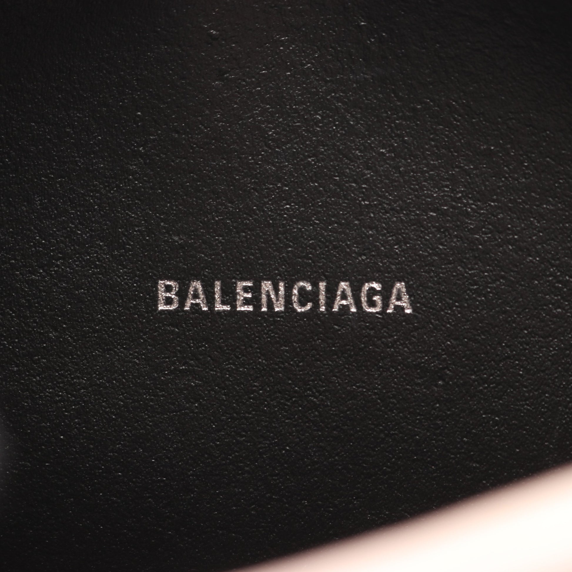 EVERYDAY CAMERA BAG XS エブリデイ カメラバッグ ショルダーバッグ レザー ライトピンク バレンシアガ バッグ BALENCIAGA