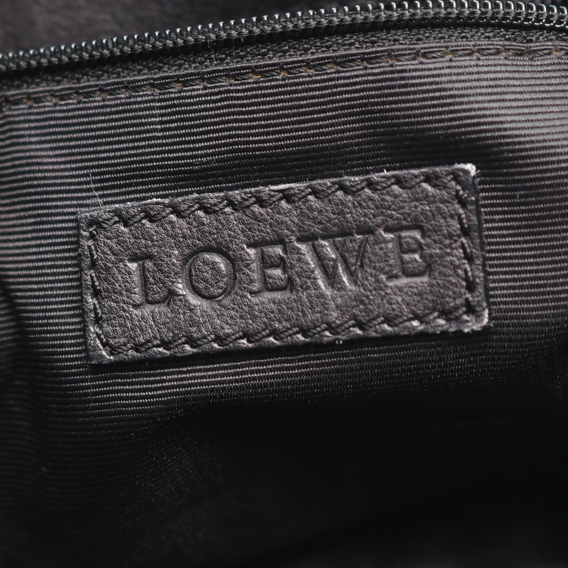 アナグラム ショルダーバッグ レザー ブラック ロエベ バッグ LOEWE