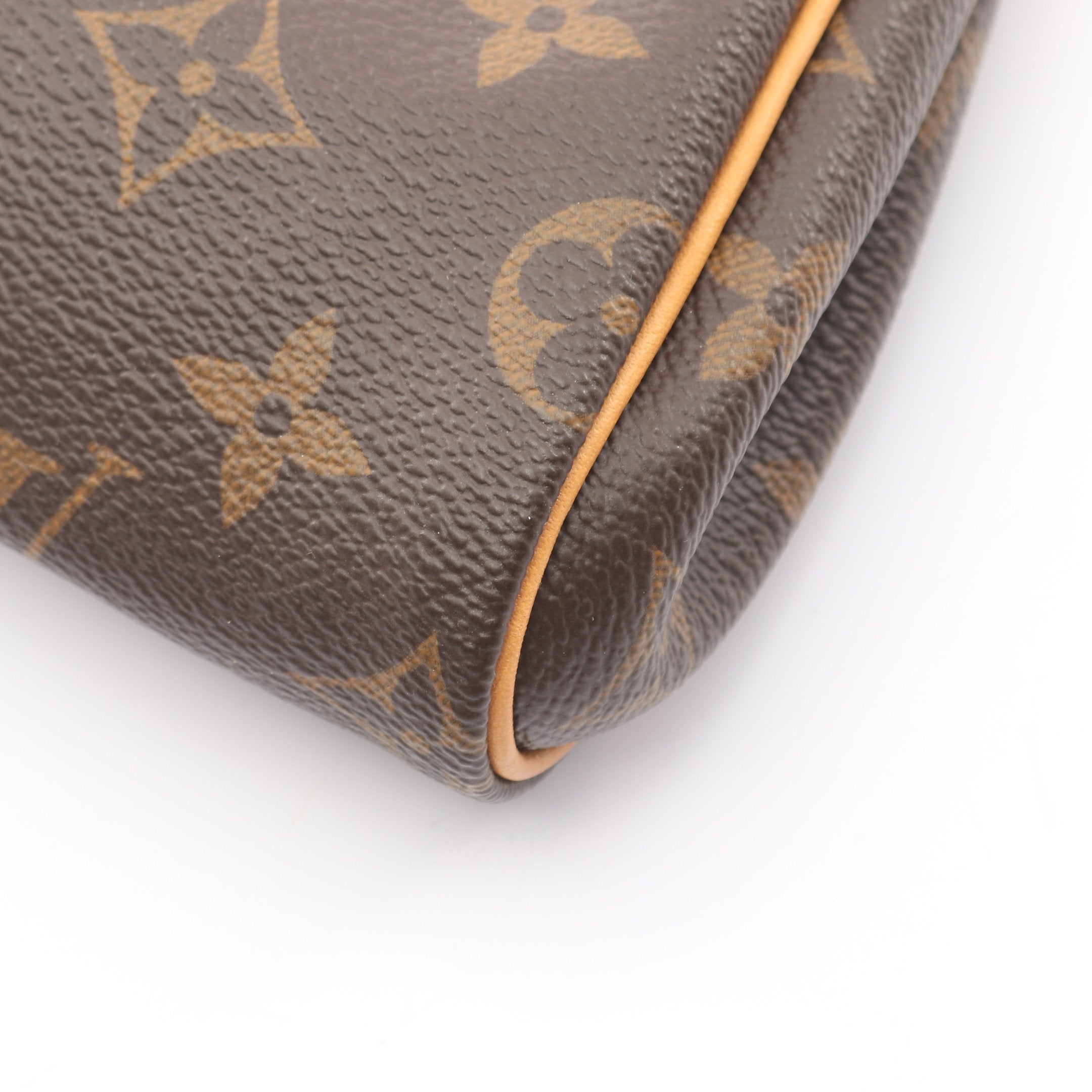 エヴァ モノグラム チェーンショルダーバッグ PVC レザー ブラウン