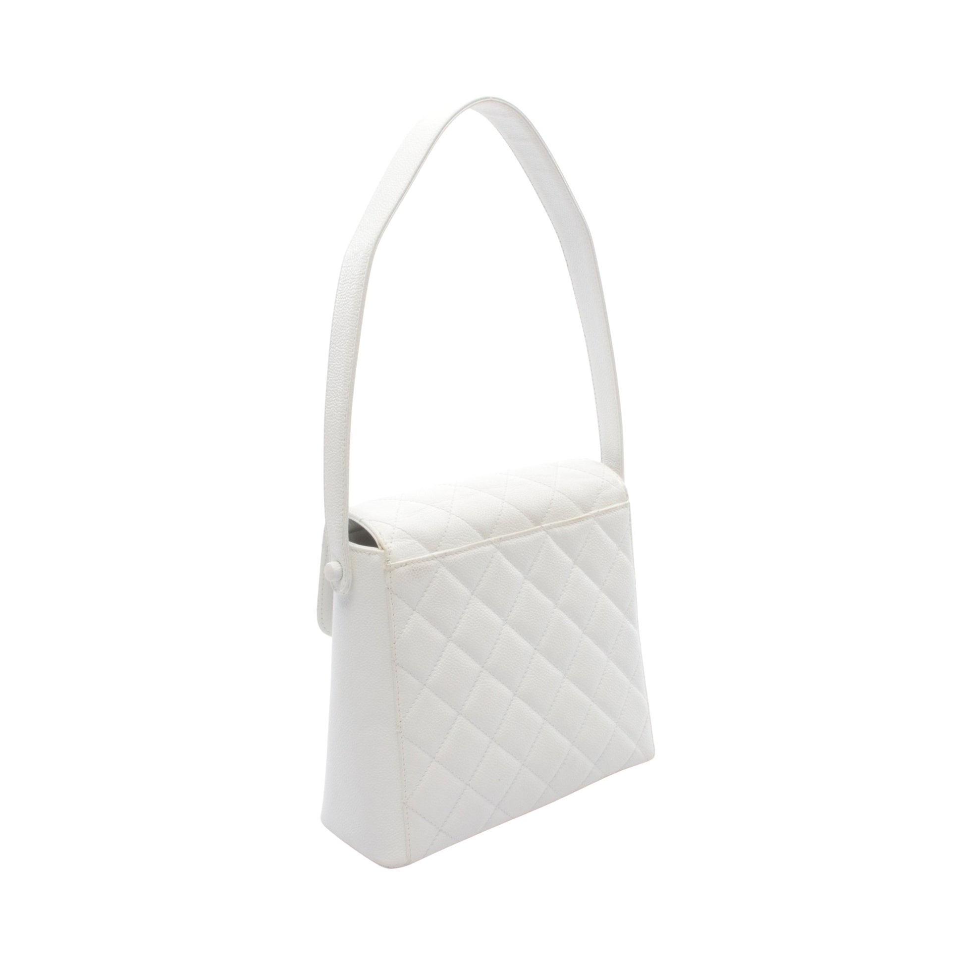 マトラッセ ワンショルダーバッグ キャビアスキン ホワイト ゴールド金具 シャネル バッグ CHANEL