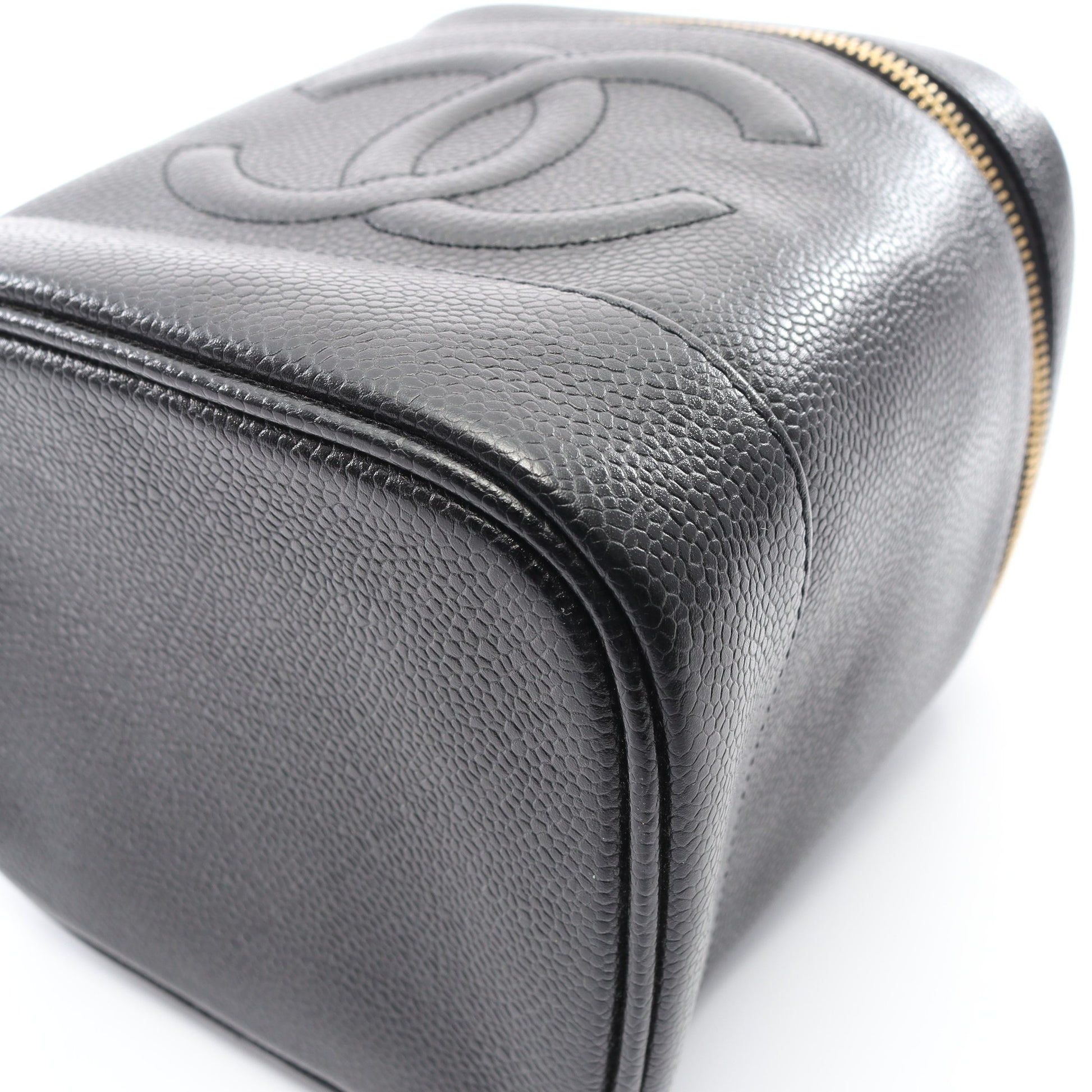 ココマーク ハンドバッグ バニティバッグ キャビアスキン ブラック ゴールド金具 シャネル バッグ CHANEL