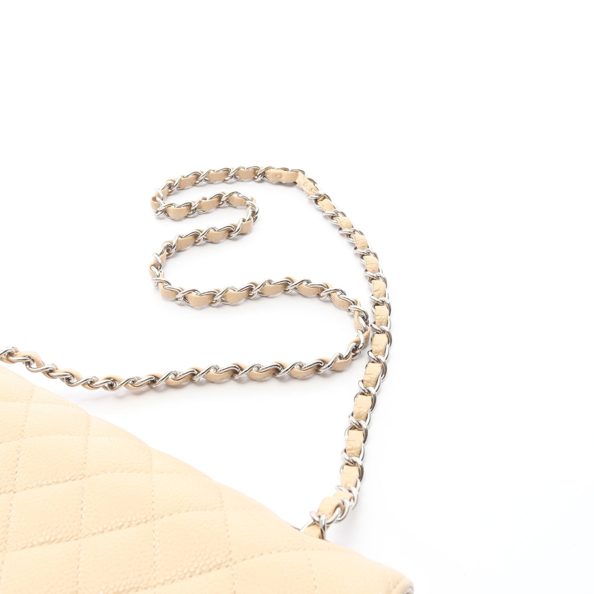 マトラッセ Wフラップ Wチェーンショルダーバッグ キャビアスキン ライトベージュ シルバー金具 シャネル バッグ CHANEL