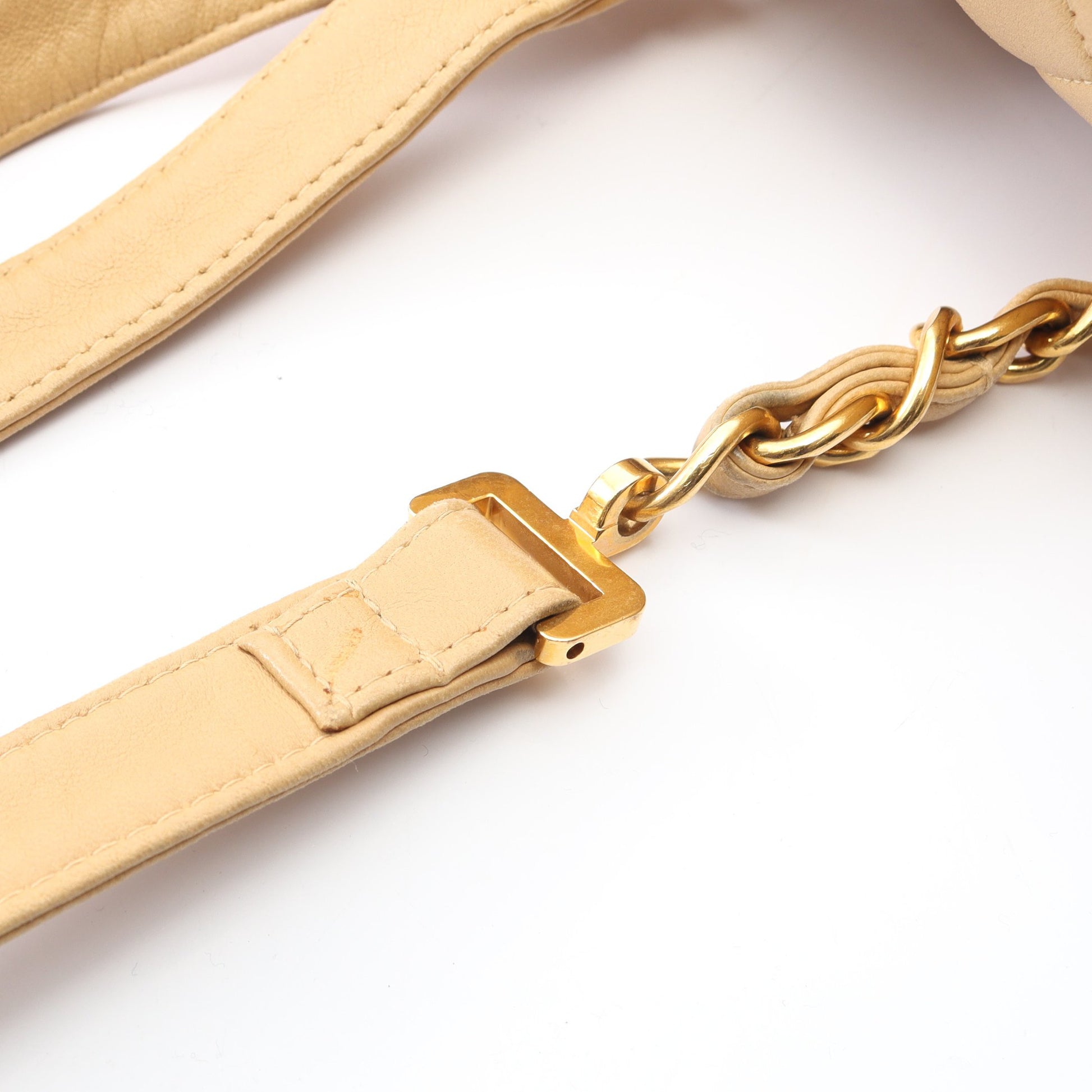 マトラッセ バックパック リュックサック ラムスキン ベージュ ゴールド金具 シャネル バッグ CHANEL