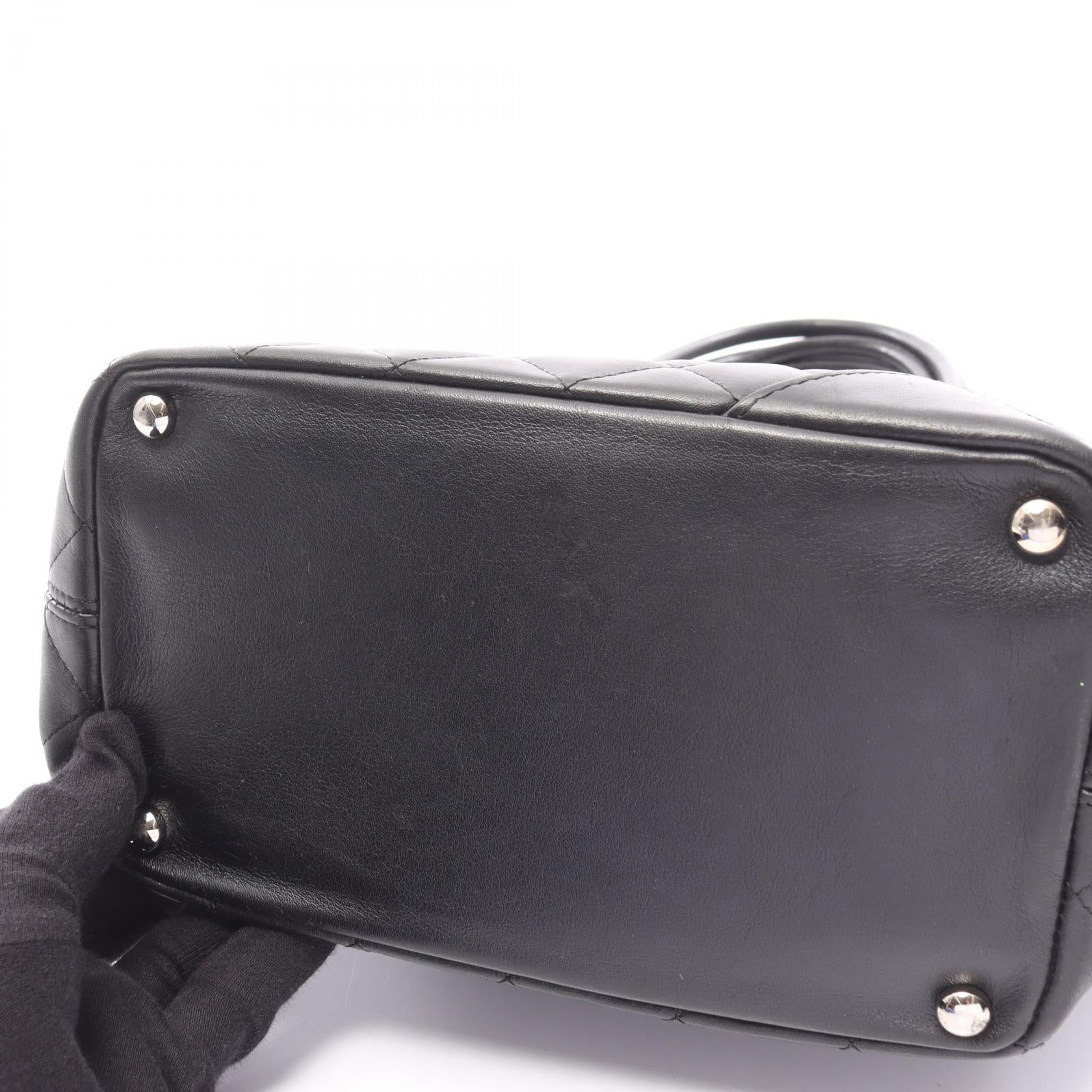 カンボンライン ミディアム ハンドバッグ トートバッグ レザー エナメルレザー ブラック シルバー金具 シャネル バッグ CHANEL