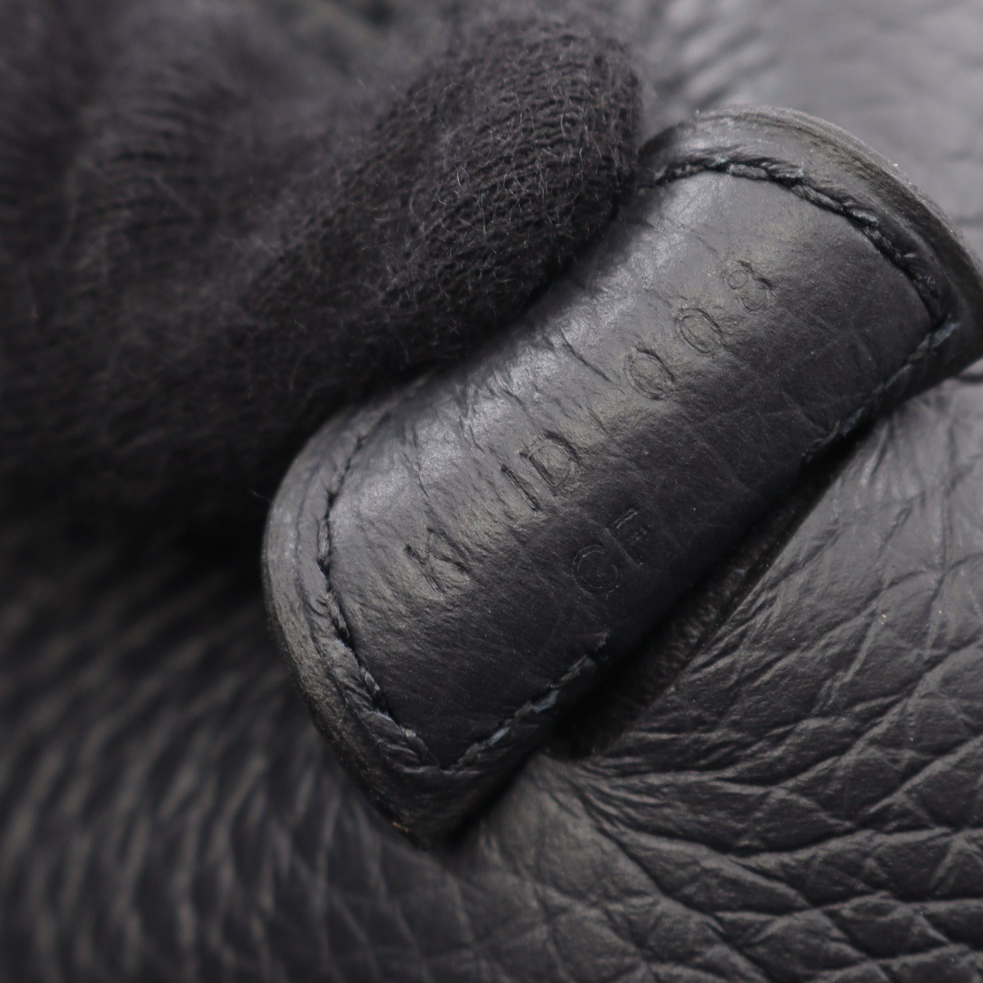 エヴリン 3 トロワ PM キャバン ショルダーバッグ トリヨンクレマンス ダークネイビー シルバー金具 K刻印 エルメス バッグ HERMES