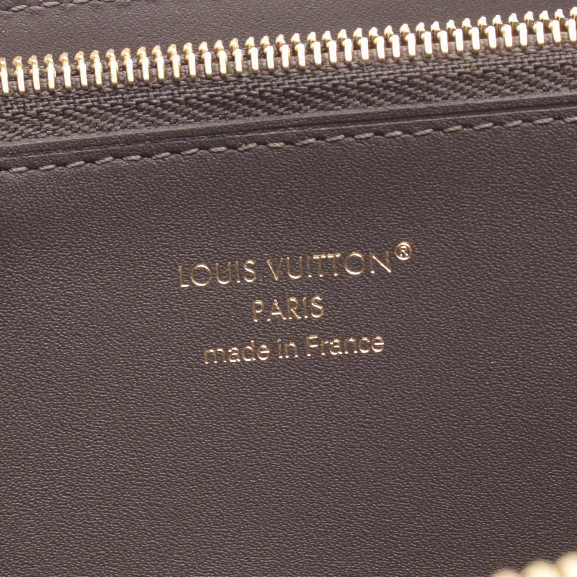 ポルトフォイユ コメット ガレ L字ファスナー長財布 トリヨンレザー グレーベージュ ルイヴィトン 財布・小物 LOUIS VUITTON