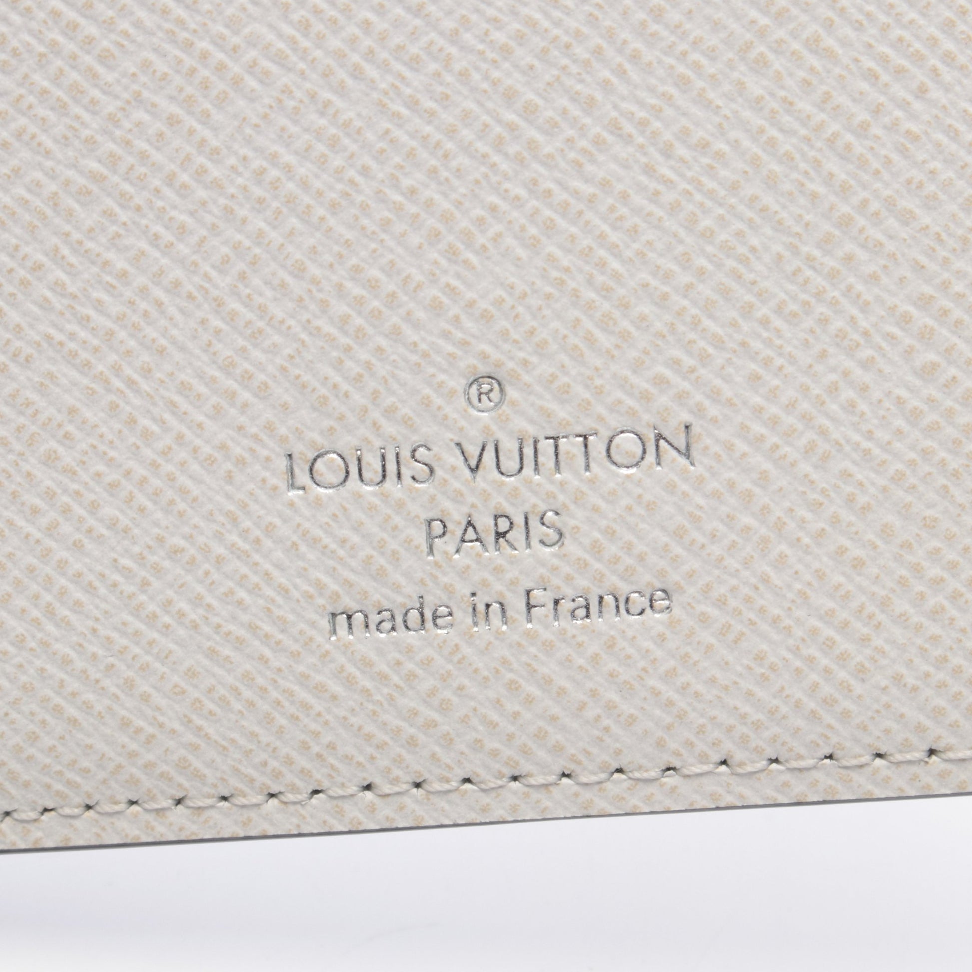ポルトフォイユブラザ タイガラマ ブロン 二つ折り長財布 レザー ライトグレー ルイヴィトン 財布・小物 LOUIS VUITTON