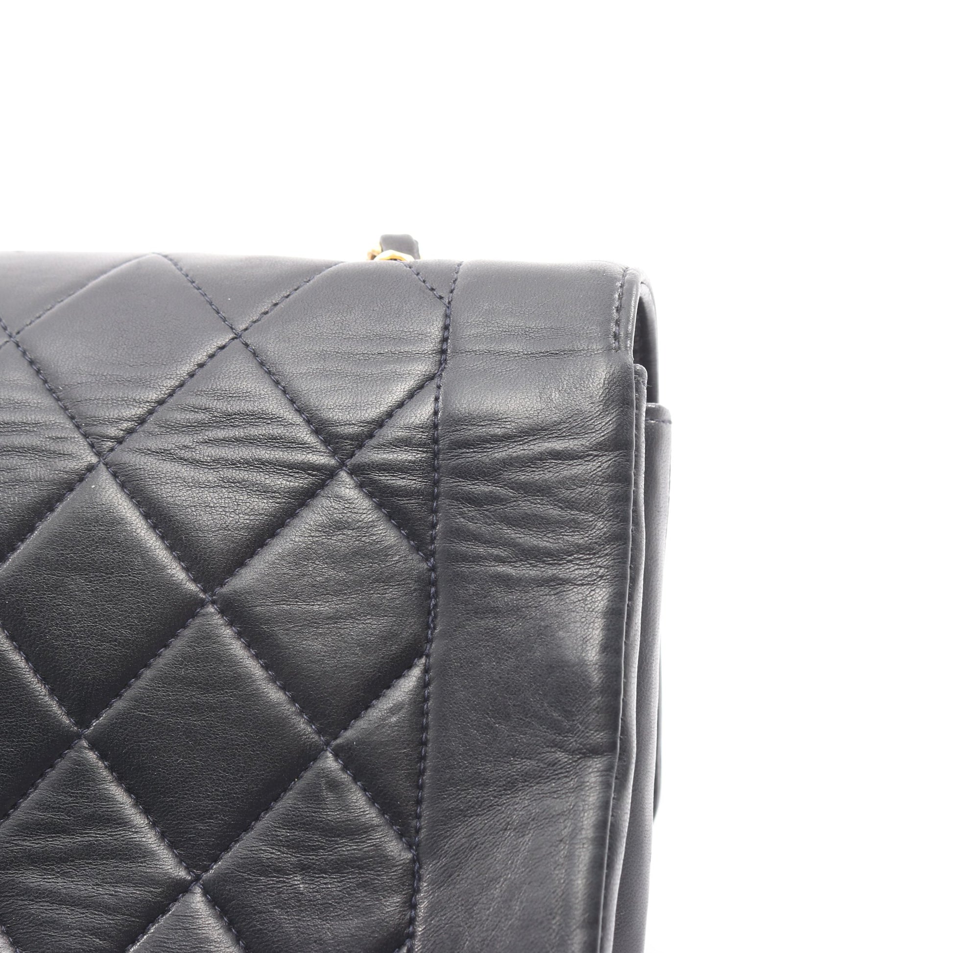 マトラッセ ダイアナフラップ チェーンショルダーバッグ ラムスキン ブラック ゴールド金具 シャネル バッグ CHANEL