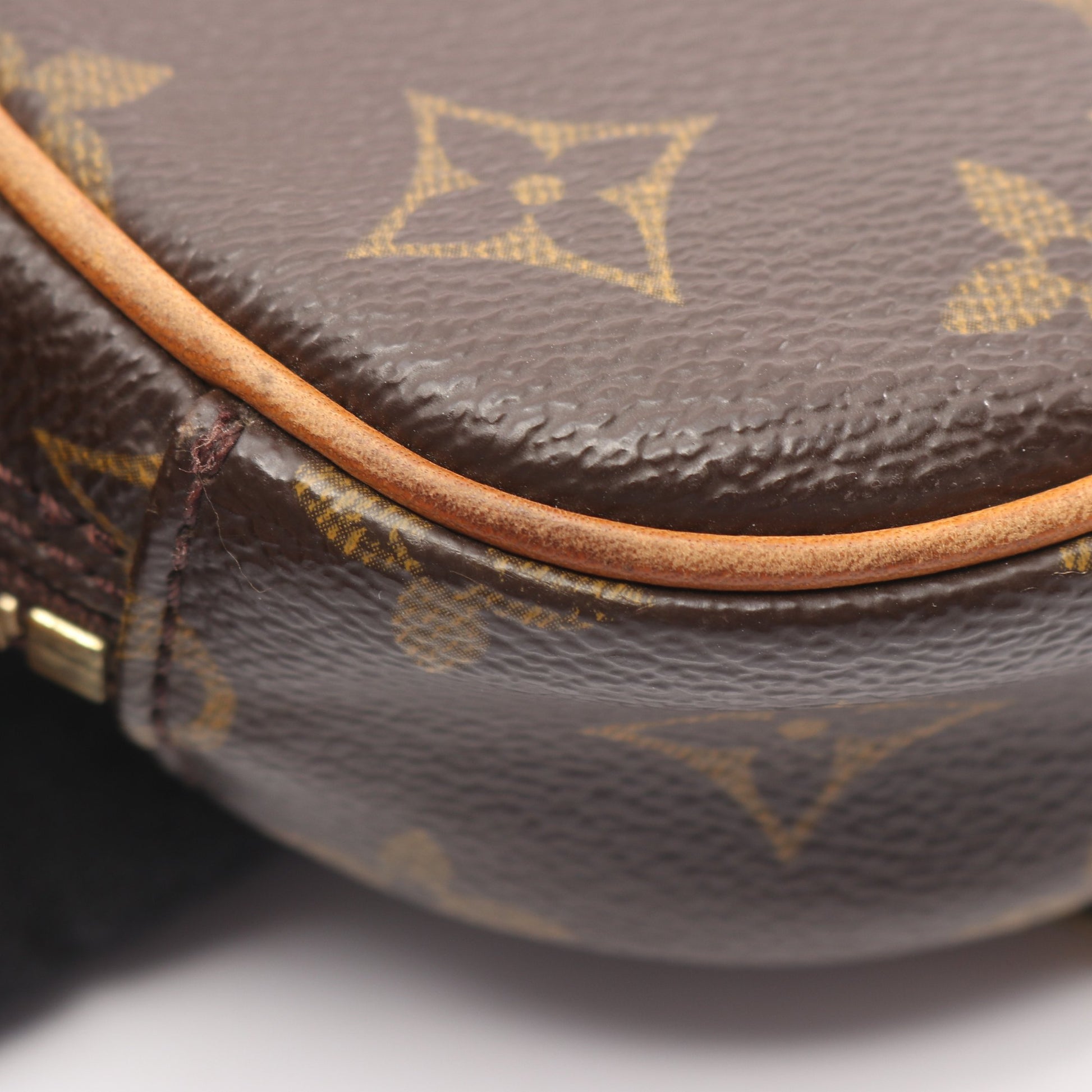 ポシェットガンジュ モノグラム ボディバッグ PVC レザー ブラウン ルイヴィトン バッグ LOUIS VUITTON