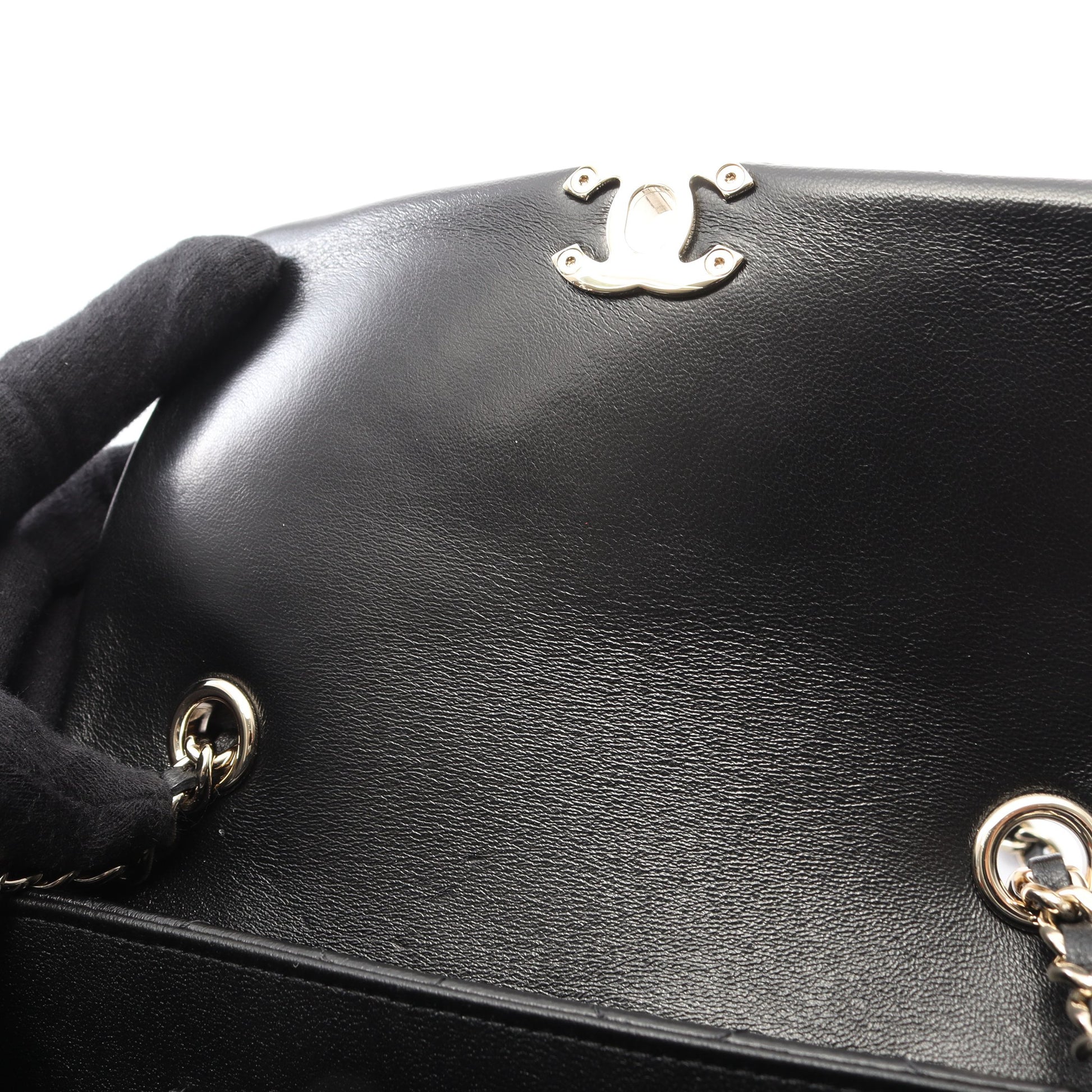 マトラッセ ミニ チェーンショルダーバッグ ラムスキン ブラック ゴールド金具 シャネル バッグ CHANEL