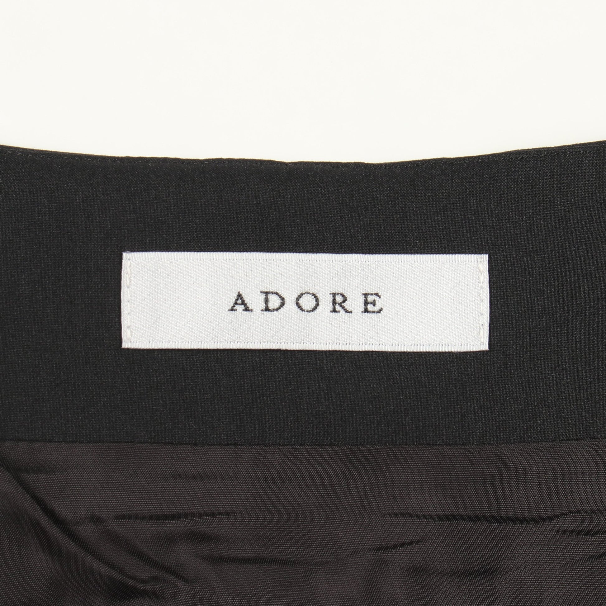 ライトストレッチ バックタック アシンメトリー スカート レーヨン ブラック アドーア ボトムス ADORE