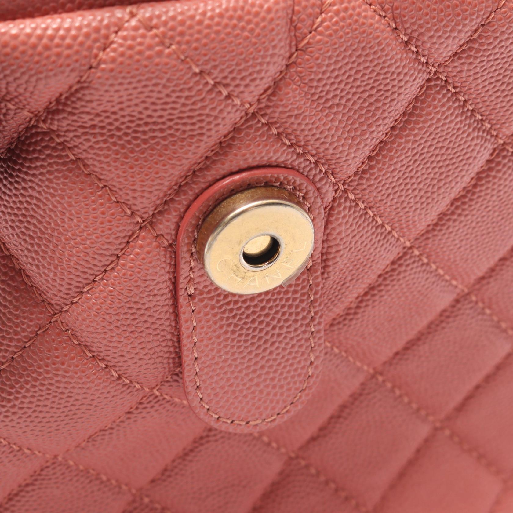 CCフィリグリー マトラッセ バックパック リュックサック キャビアスキン コーラルピンク ゴールド金具 シャネル バッグ CHANEL