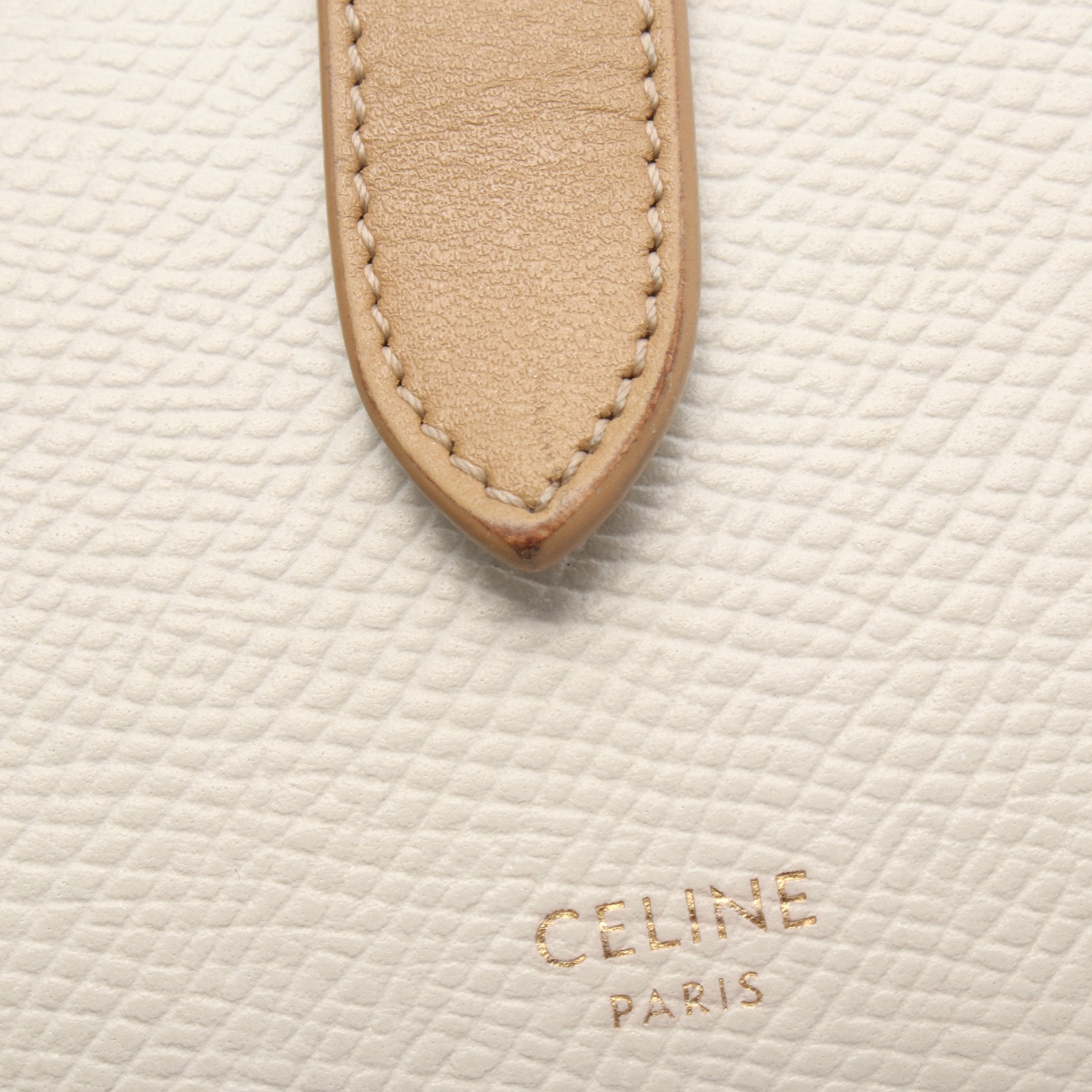 ららら　セリーヌ　スモール　ストラップウォレット CELINE（セリーヌ） スモールストラップウォレット エッセンシャル 二