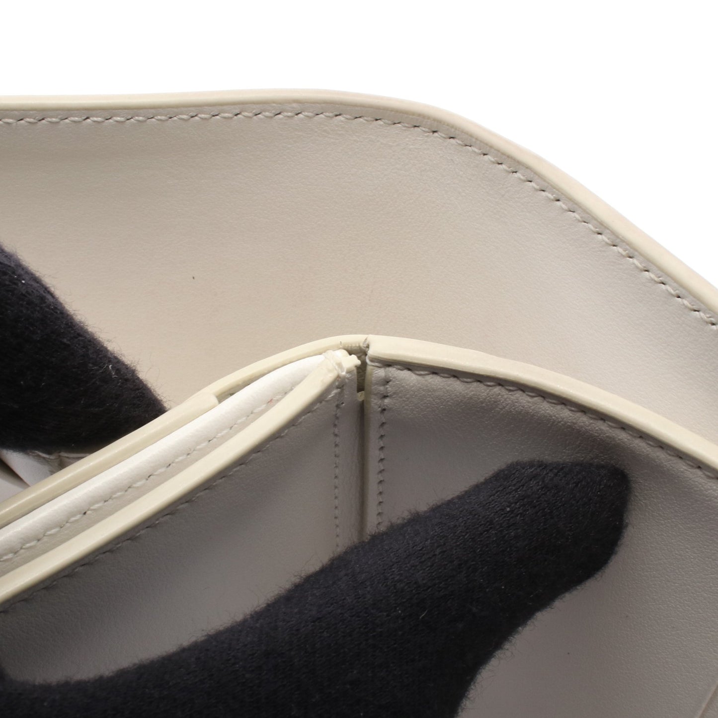 スモール ストラップウォレット 二つ折り財布 レザー ホワイト ライトブラウン セリーヌ 財布・小物 CELINE