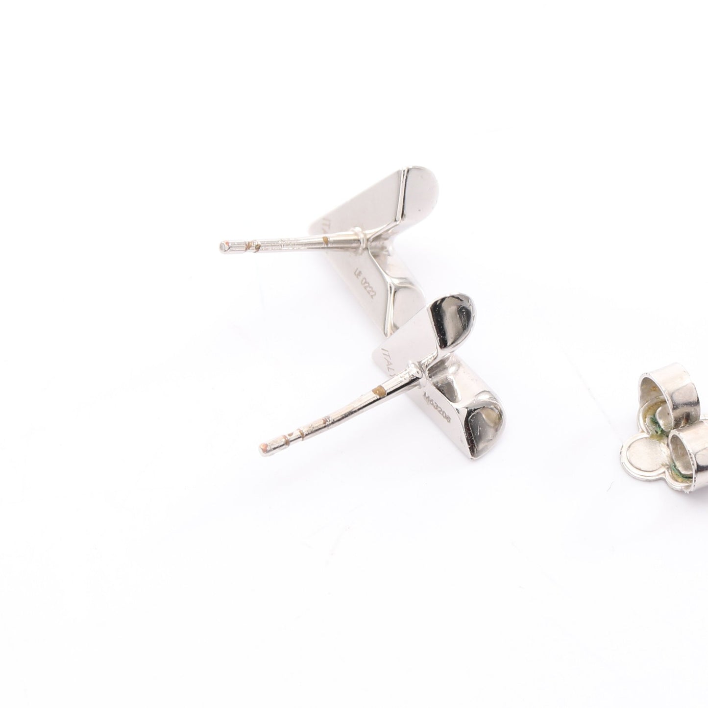 エセンシャルV ピアス シルバー ルイヴィトン アクセサリー LOUIS VUITTON