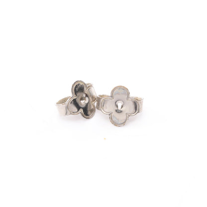 エセンシャルV ピアス シルバー ルイヴィトン アクセサリー LOUIS VUITTON