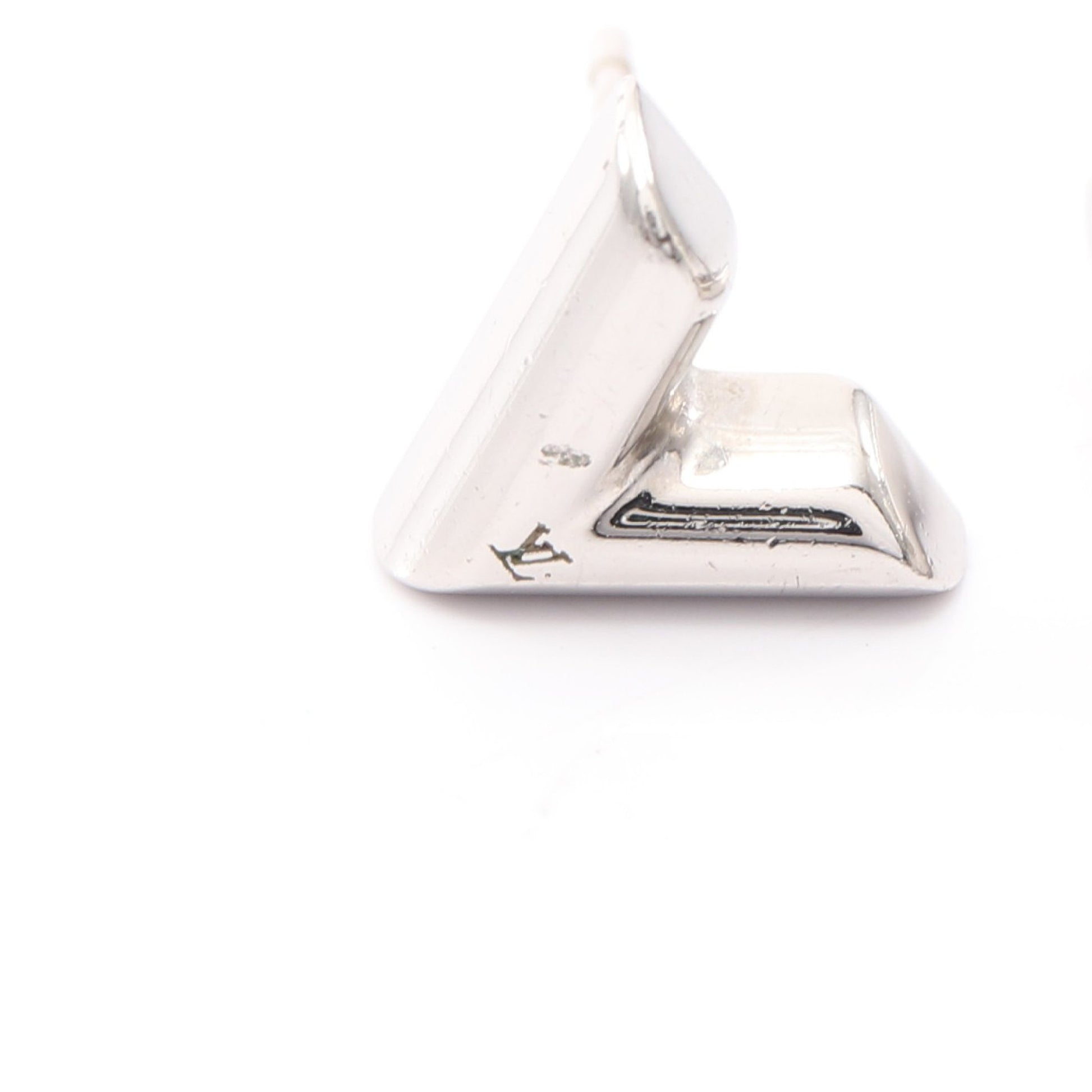 エセンシャルV ピアス シルバー ルイヴィトン アクセサリー LOUIS VUITTON