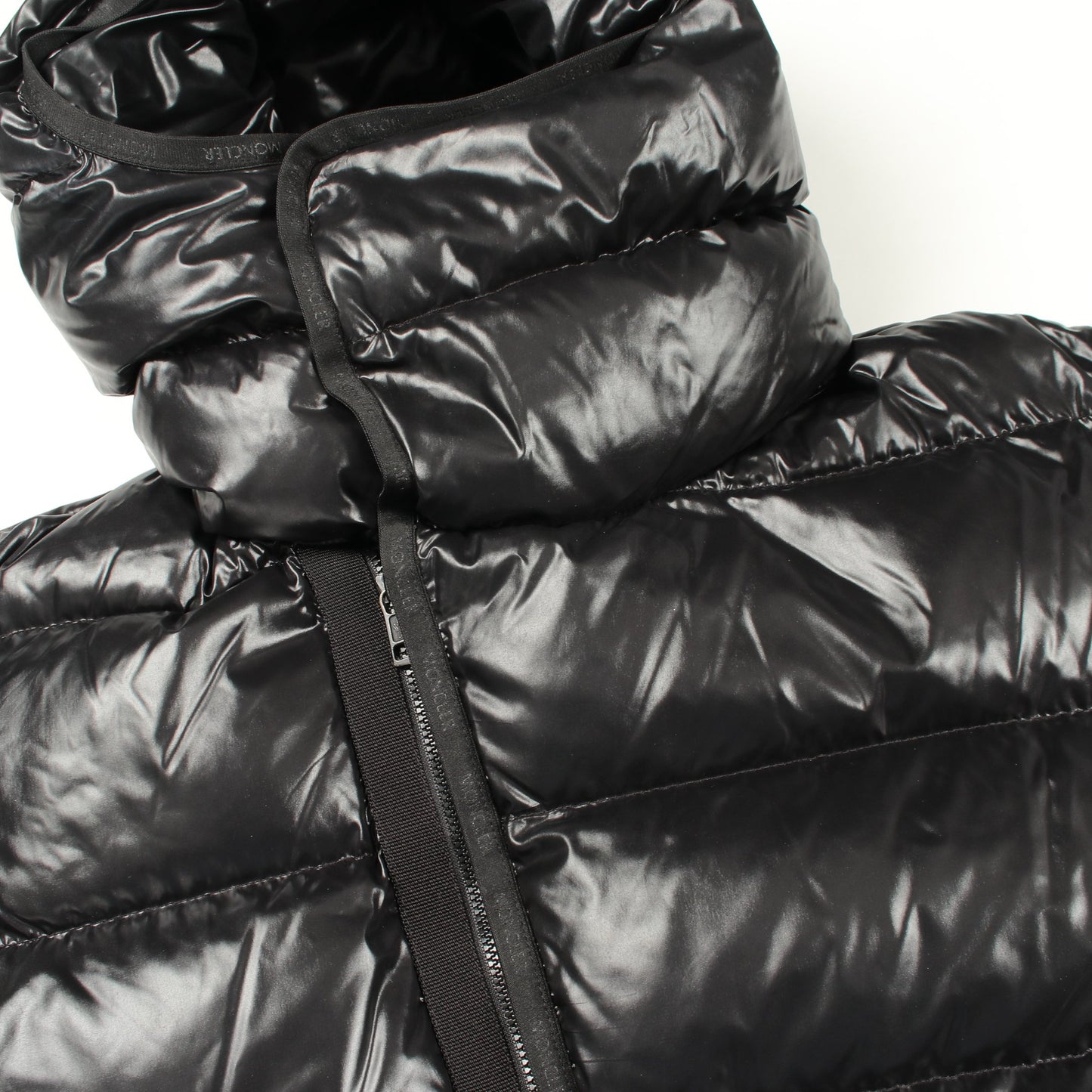 NEUVIC ダウンジャケット ナイロン ブラック フード付き モンクレール アウター MONCLER