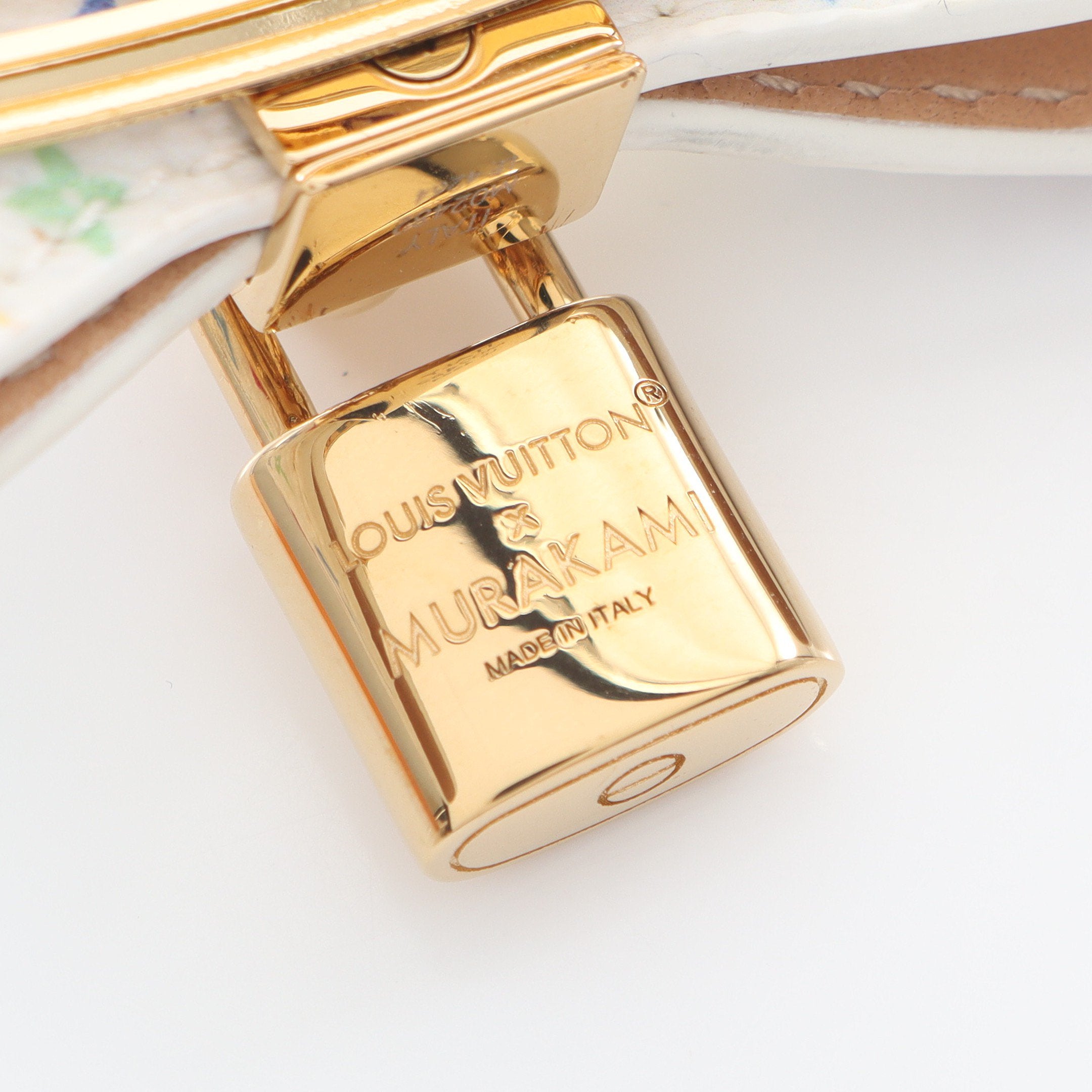 LV × TM バレッタボウ モノグラムマルチカラー リボン バレッタ PVC