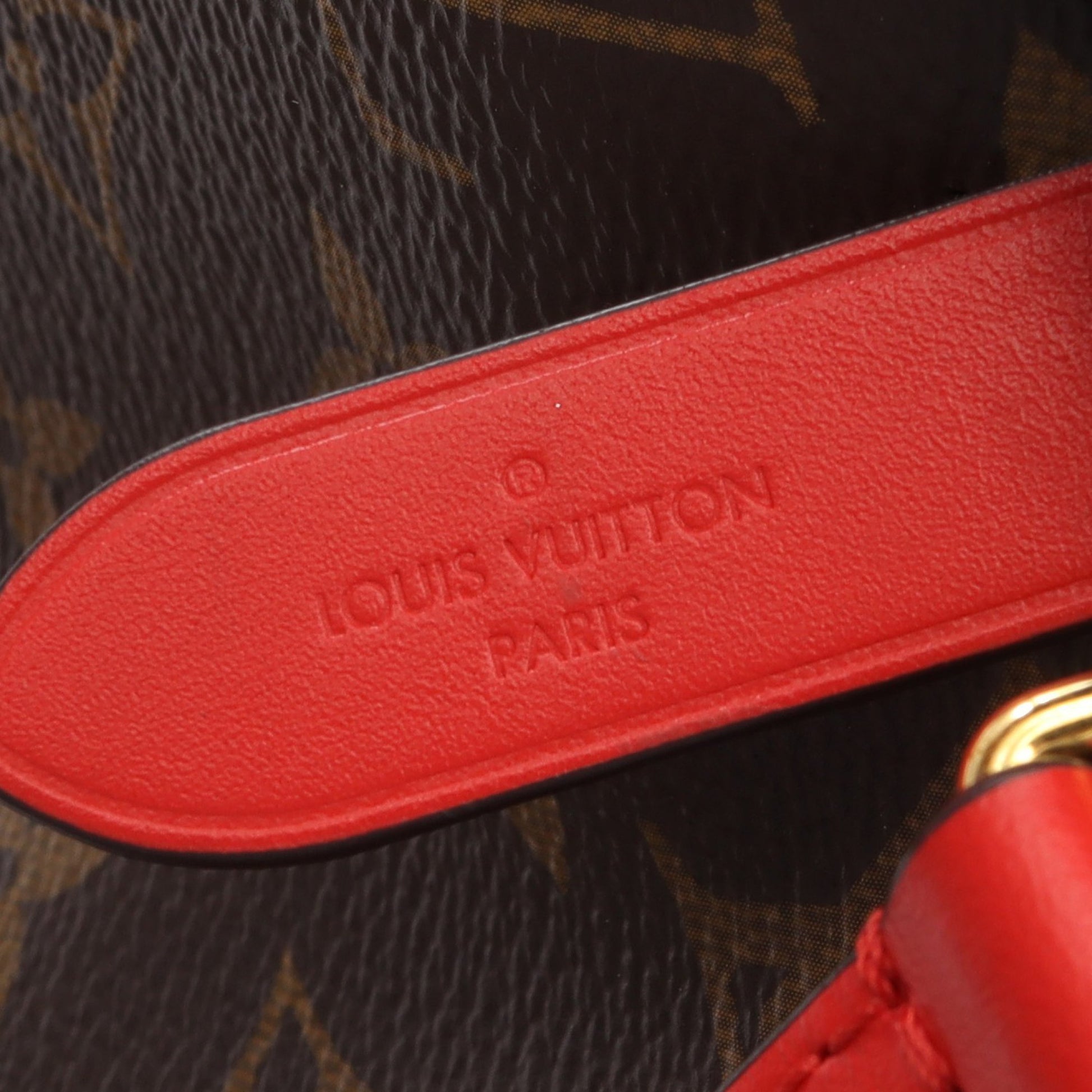 ネオノエ モノグラム コクリコ ショルダーバッグ PVC レザー ブラウン レッド ルイヴィトン バッグ LOUIS VUITTON