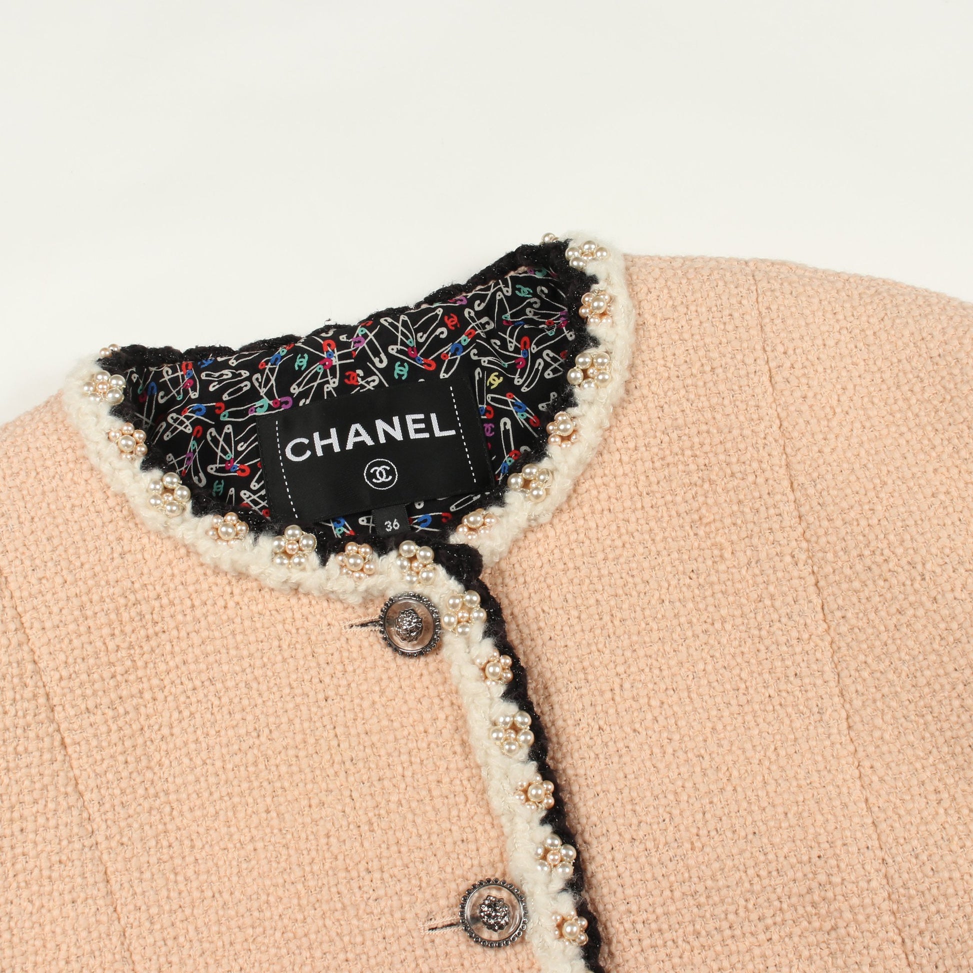 ツイード ノーカラージャケット ウール ピンクベージュ シャネル アウター CHANEL