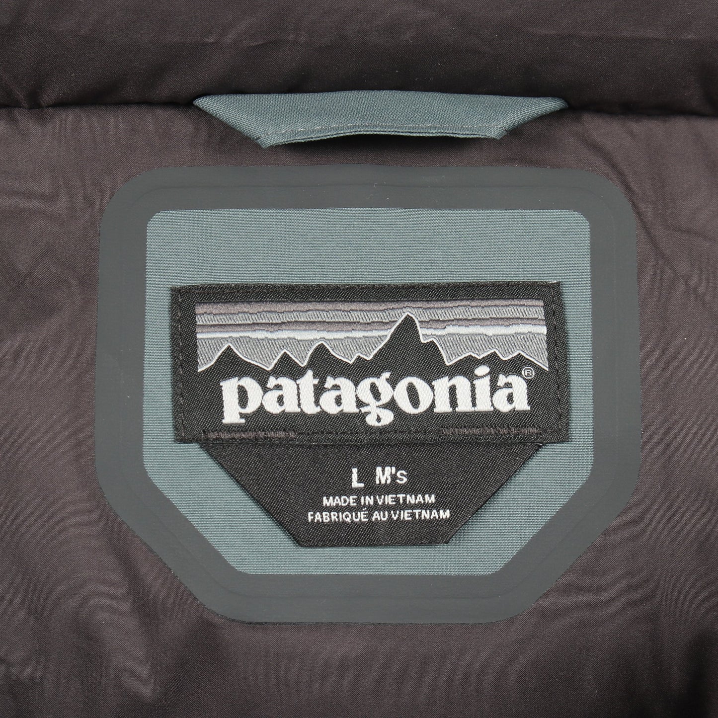 STORM SHADOW PARKA フード付き ダウンジャケット グレーグリーン パタゴニア アウター patagonia