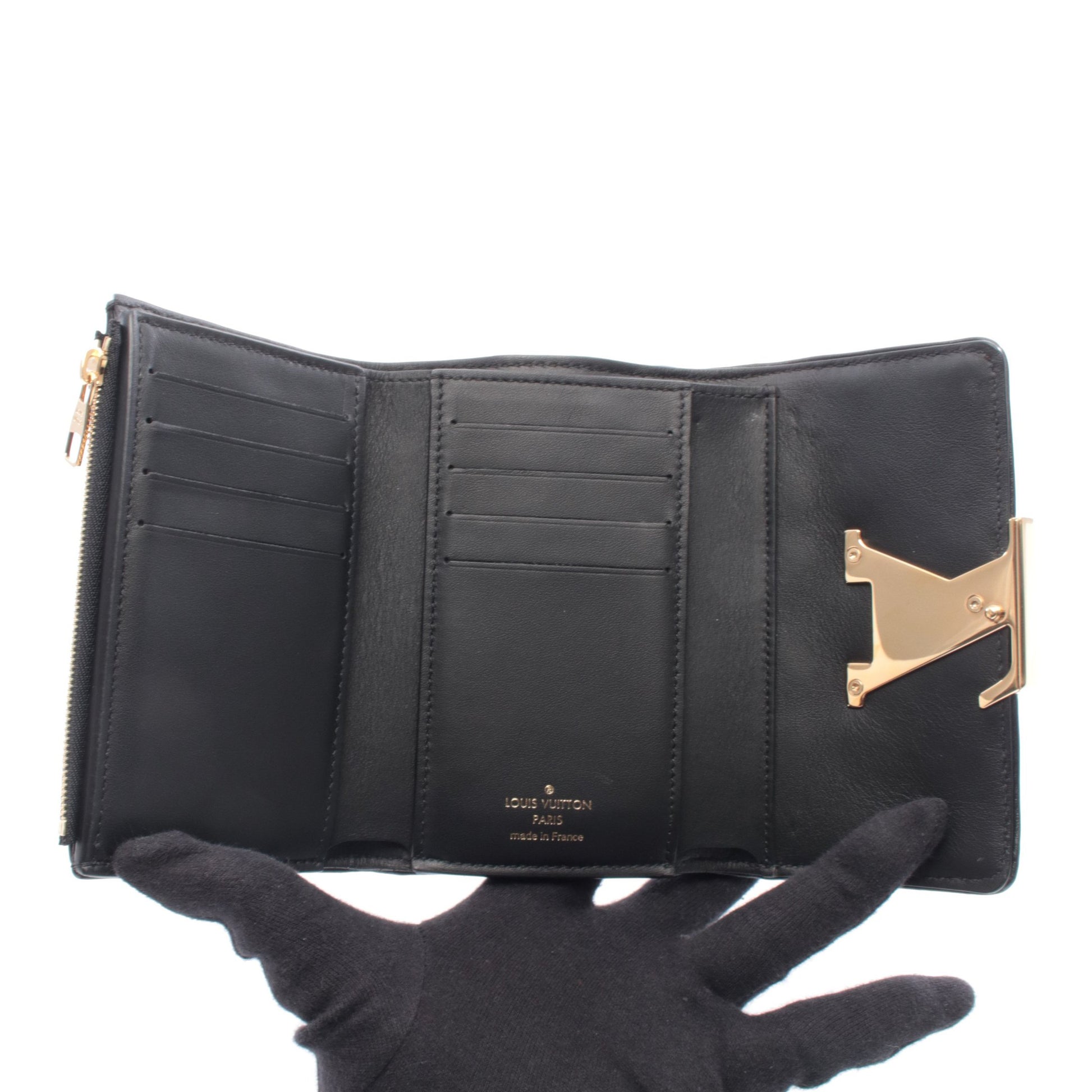 ポルトフォイユ カプシーヌ コンパクト フラワーキルティング 三つ折り財布 レザー ブラック ルイヴィトン 財布・小物 LOUIS VUITTON